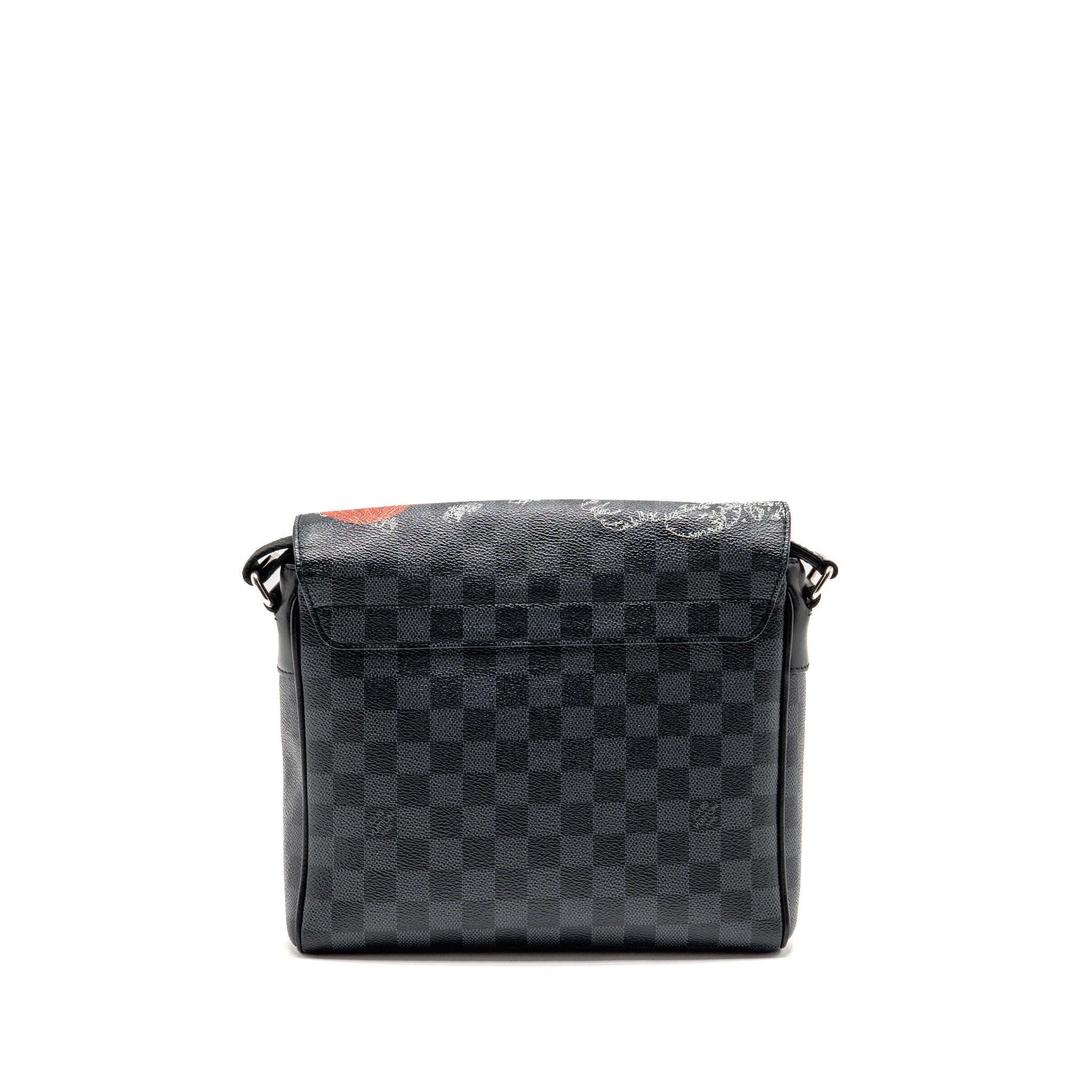 AAA Replica Louis Vuitton LV WORLD MAP DISTRICT MESSENGER BAG DAMIER GRAPHITE CANVAS SHW
