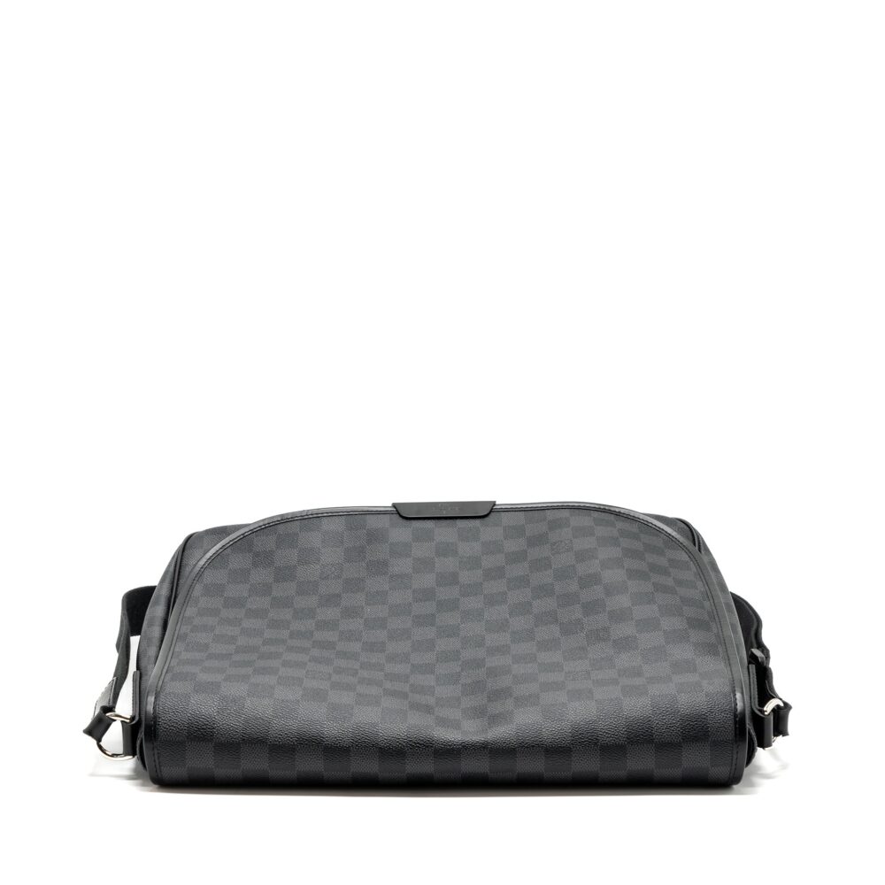 AAA Replica Louis Vuitton LV LARGE MESSANGER BAG DAMIER GRAPHITE CANVAS SHW