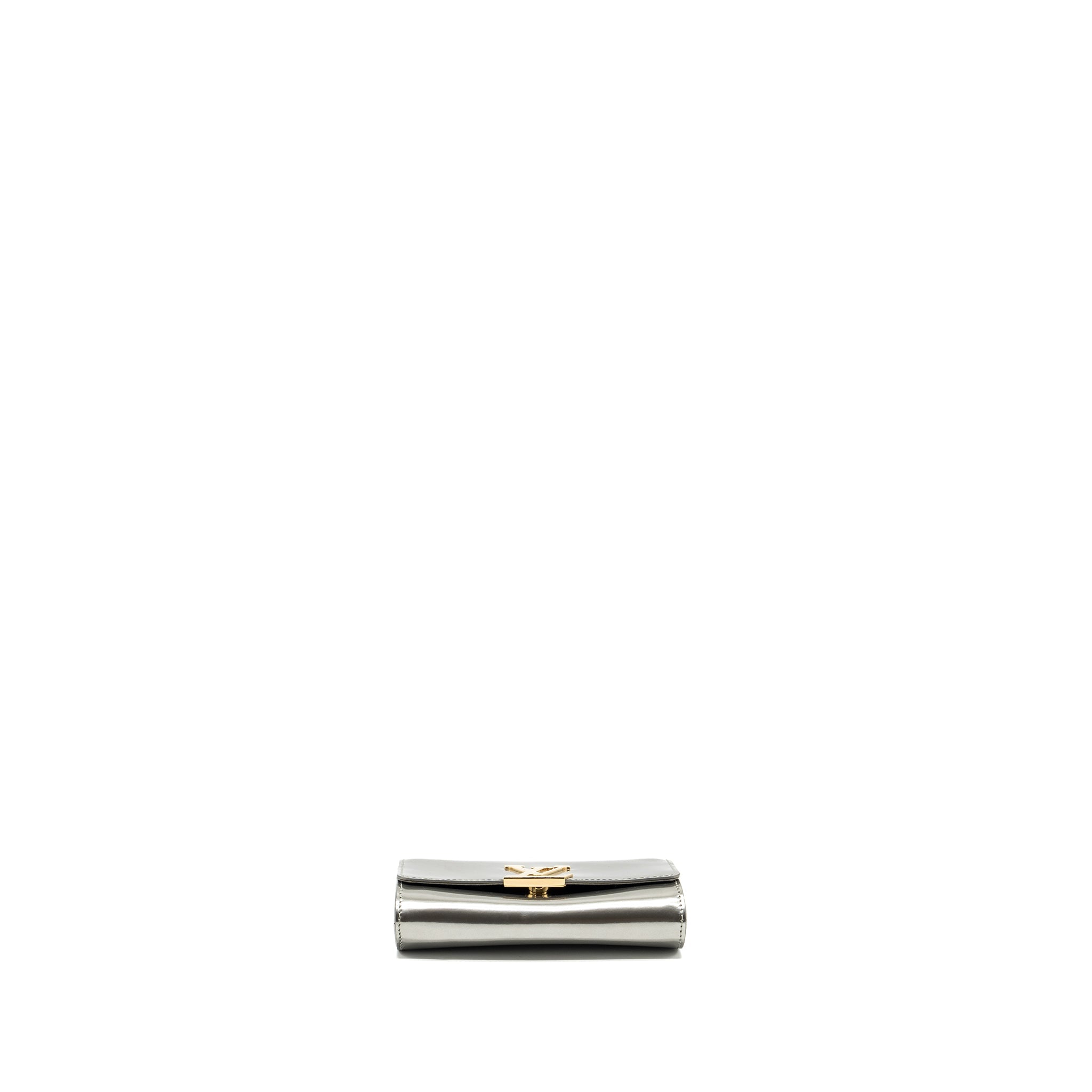 AAA Replica Louis Vuitton LV LOUISE PM PATENT SILVER GHW