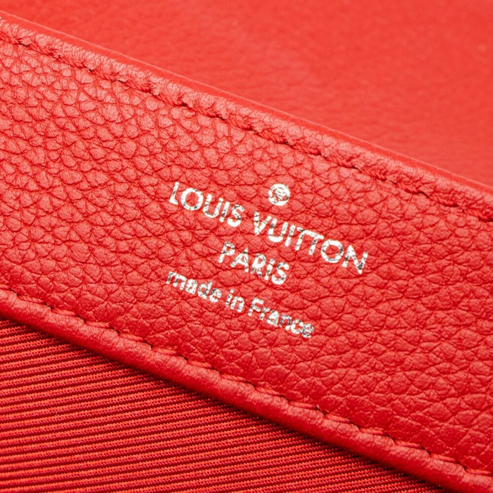 AAA Replica Louis Vuitton LV LOCKME II BB CALFSKIN RUBIS SHW