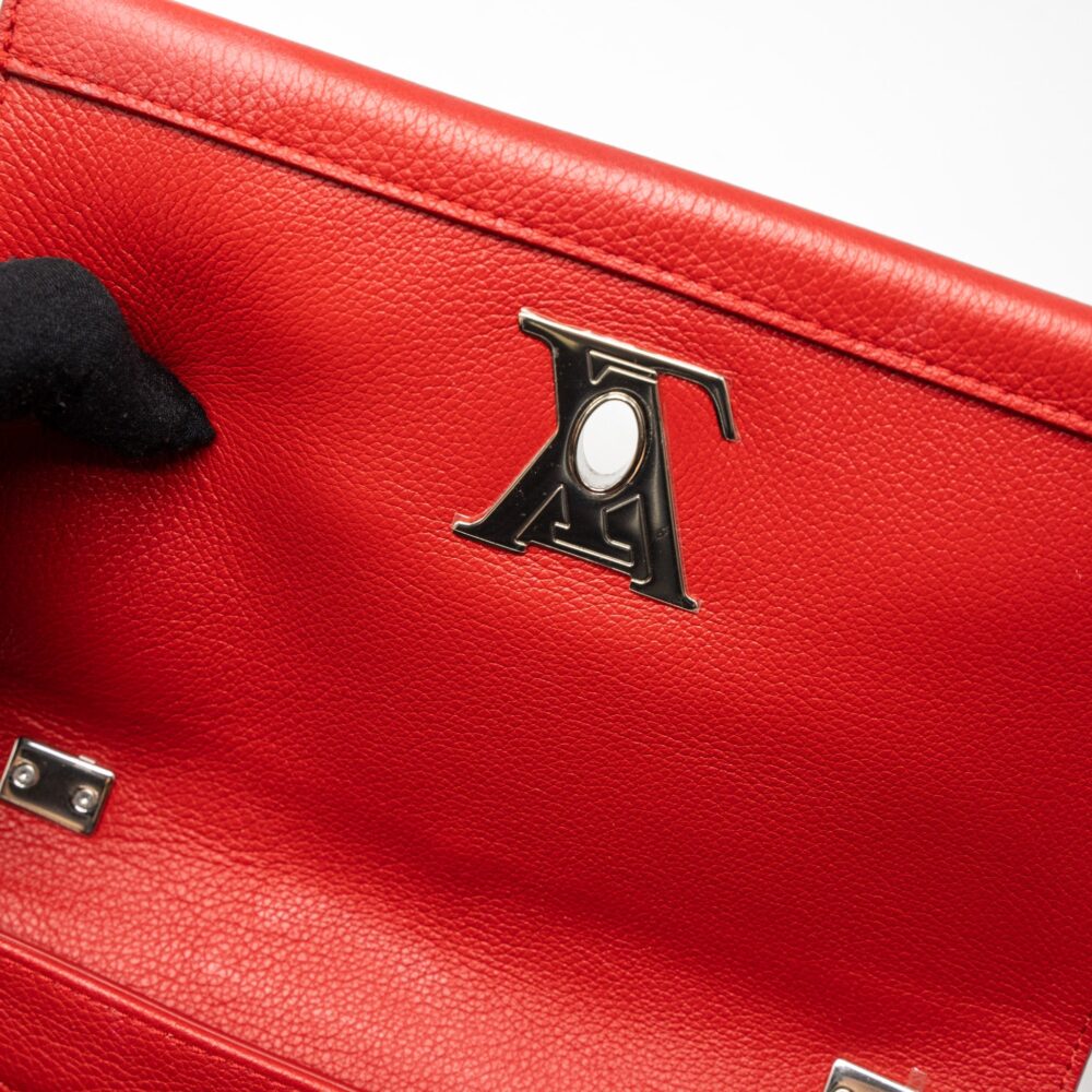 AAA Replica Louis Vuitton LV LOCKME II BB CALFSKIN RUBIS SHW