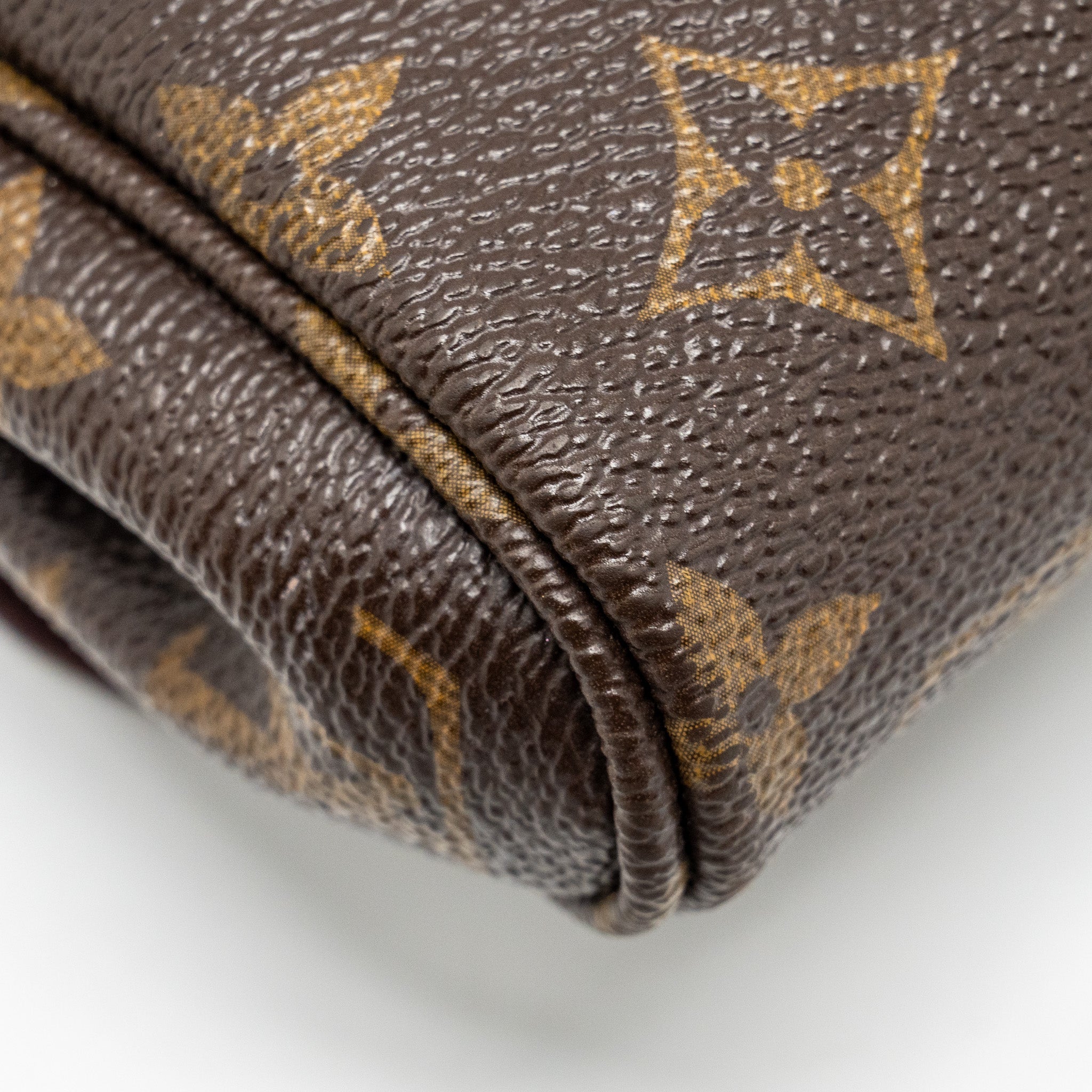 AAA Replica Louis Vuitton LV FAVOURITE PM MONOGRAM CANVAS GHW