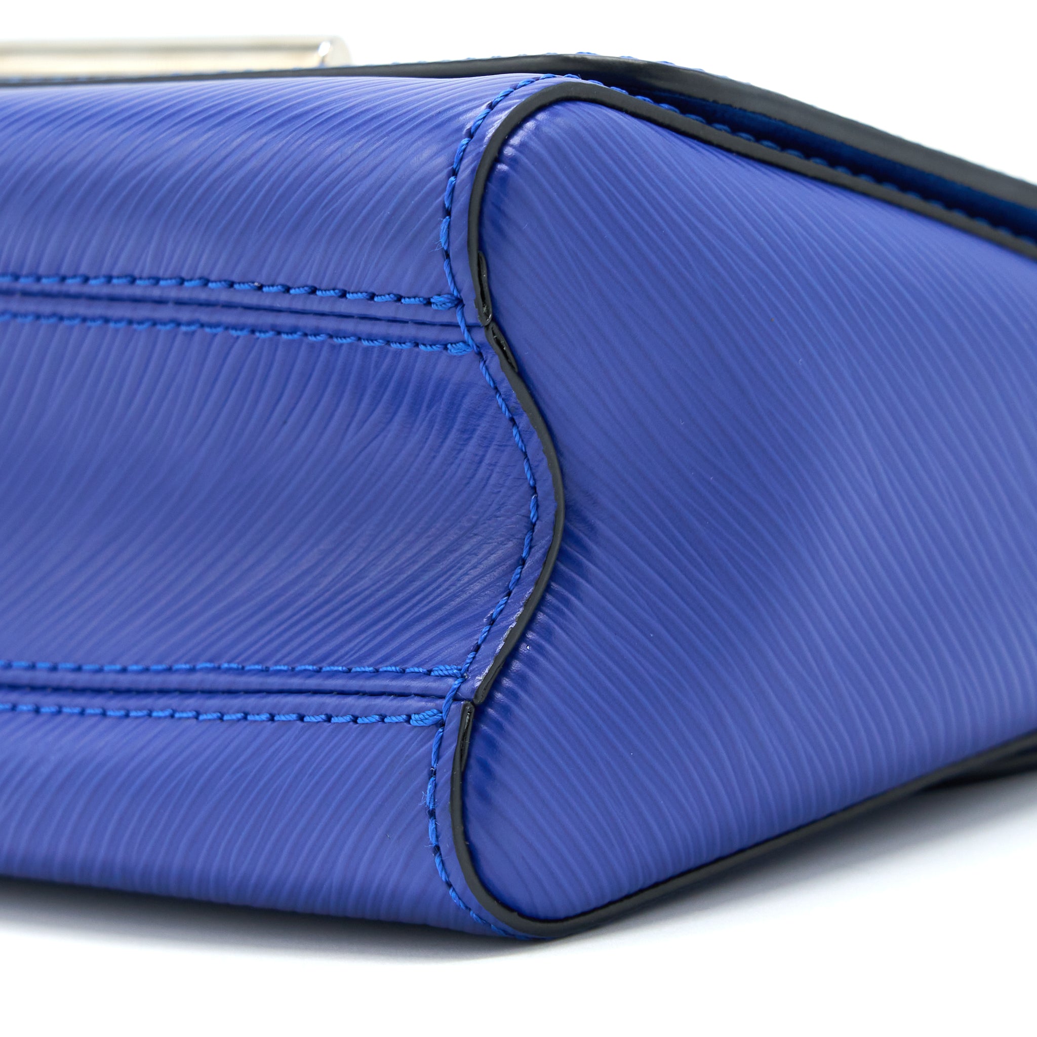 AAA Replica Louis Vuitton LV TWIST PM EPI BLUE SHW