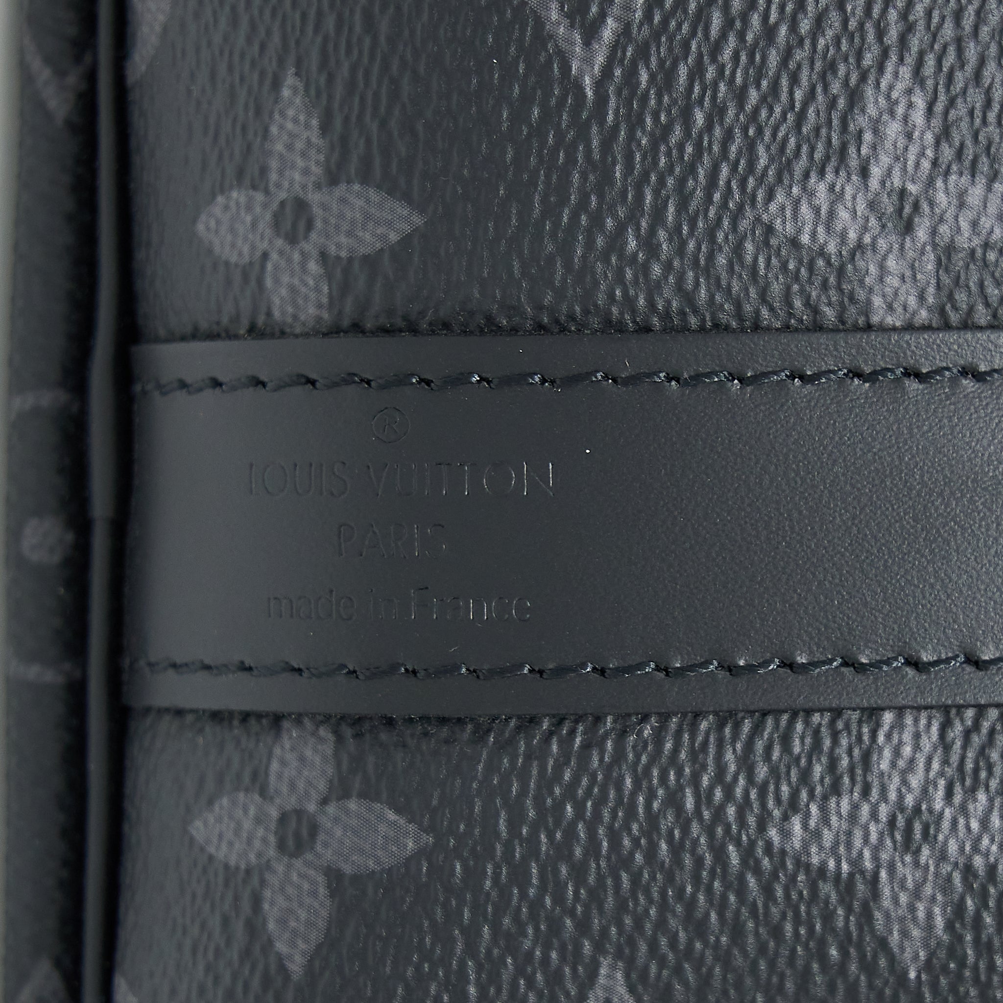 AAA Replica Louis Vuitton LV KEEPALL 55 WITH SHOULDER STRAP MONOGRAM ECLIPSE CANVAS SHW