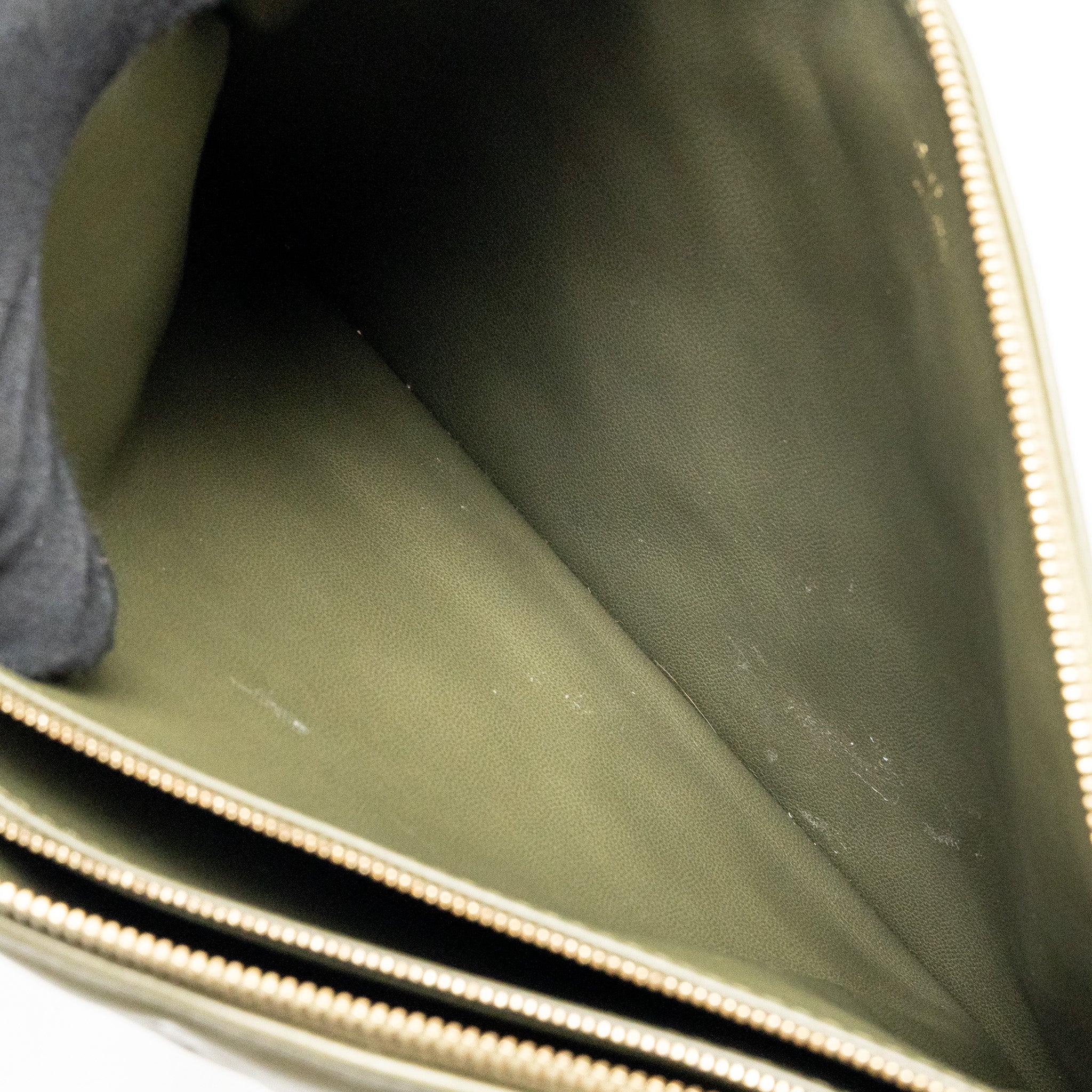 AAA Replica Louis Vuitton LV COUSSIN MM MONOGRAM-EMBOSSED PUFFY LAMBSKIN KHAKI GHW