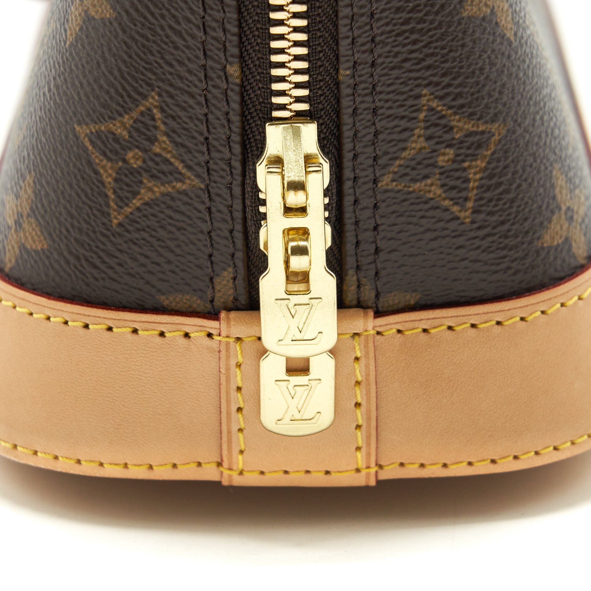 AAA Replica Louis Vuitton LV MONOGRAM ALMA BB CROSSBODY BAG