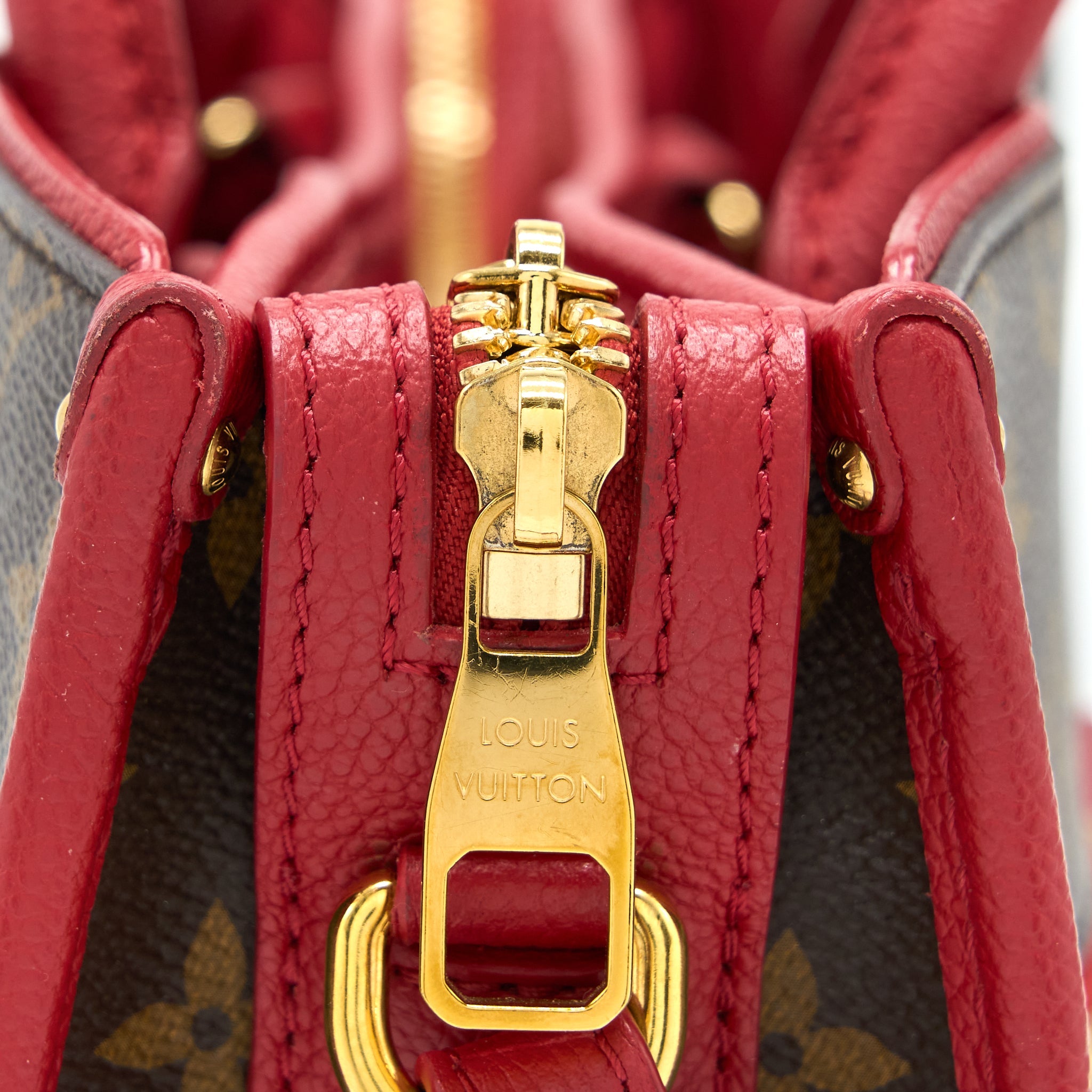 AAA Replica Louis Vuitton LV POPINCOURT PM BAG MONOGRAM CANVAS/CERISE GHW