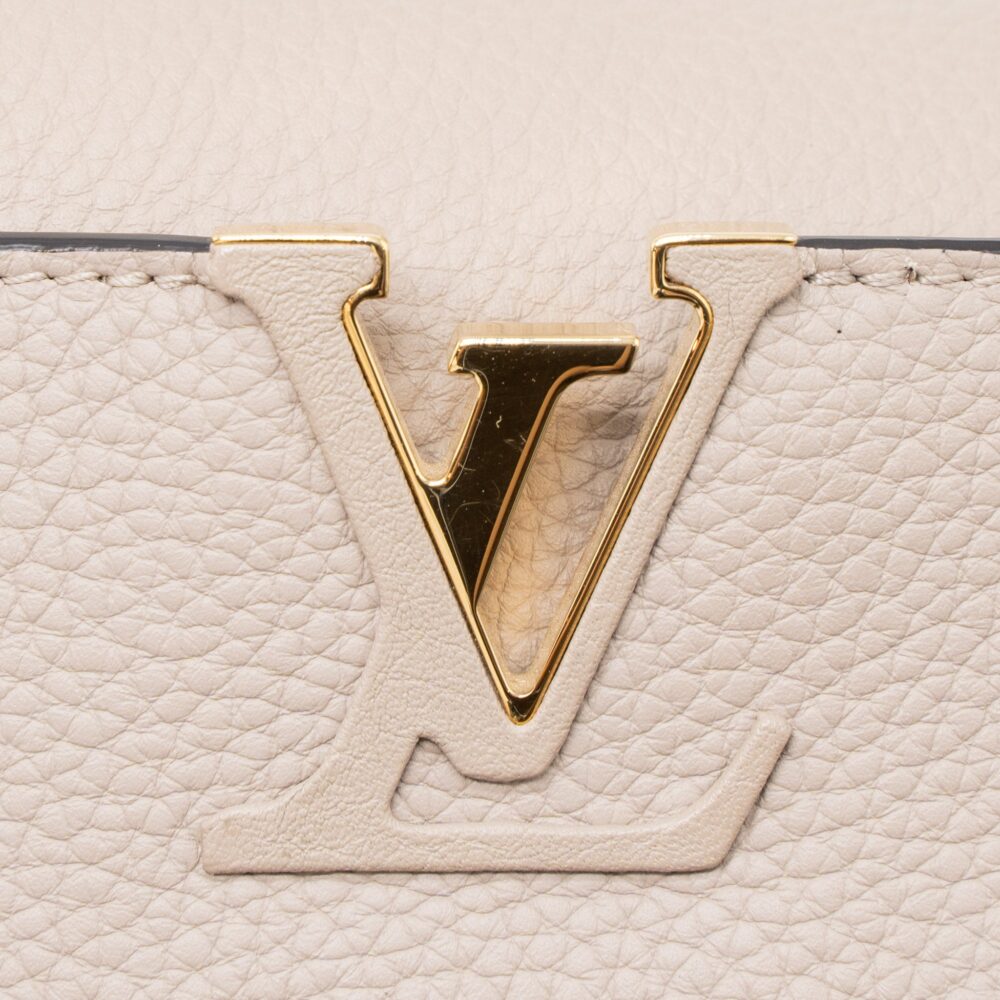 AAA Replica Louis Vuitton LV CAPUCINES BB TAURILLON GALET GHW