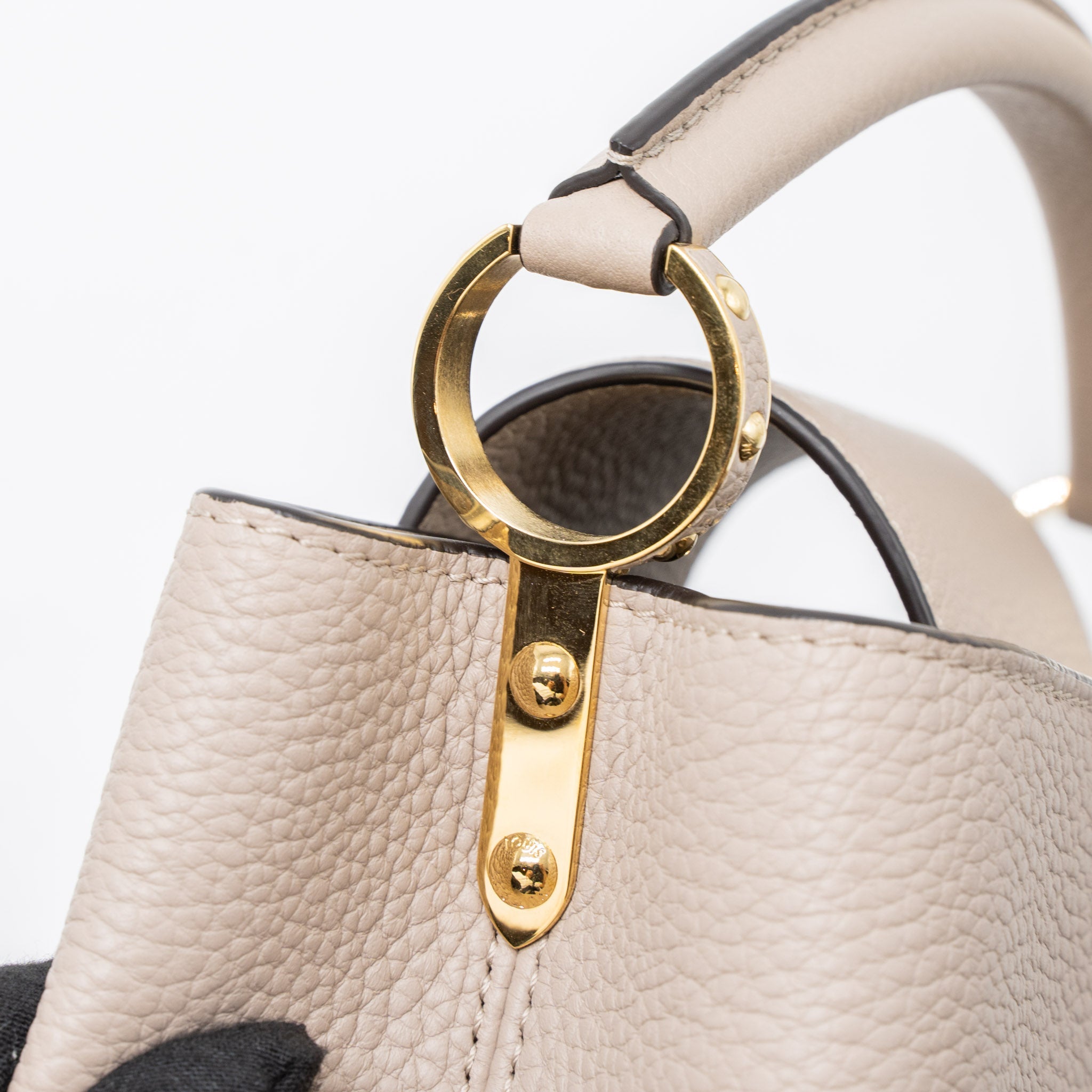 AAA Replica Louis Vuitton LV CAPUCINES BB TAURILLON GALET GHW