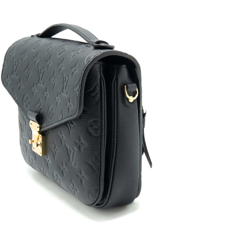 AAA Replica Louis Vuitton LV METIS POCHETTE MONOGRAM EMPREINTE BLACK GHW