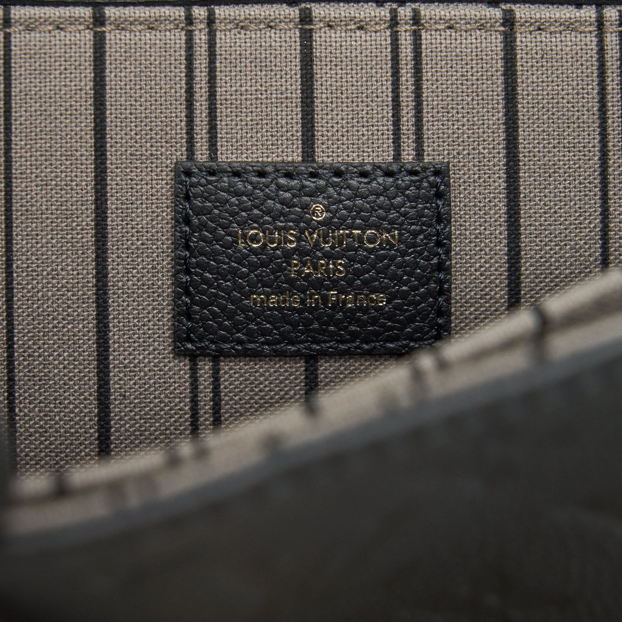 AAA Replica Louis Vuitton LV METIS POCHETTE MONOGRAM EMPREINTE BLACK GHW