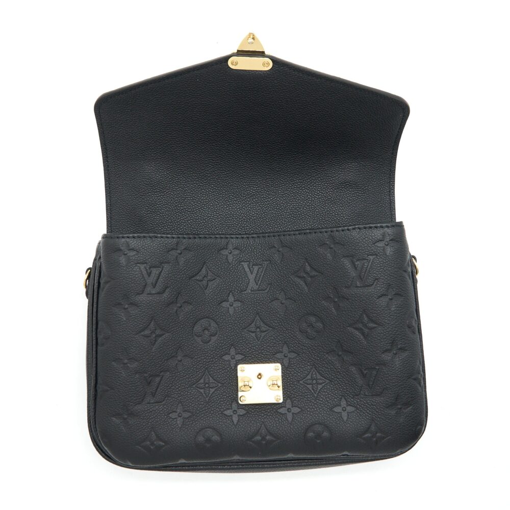 AAA Replica Louis Vuitton LV METIS POCHETTE MONOGRAM EMPREINTE BLACK GHW