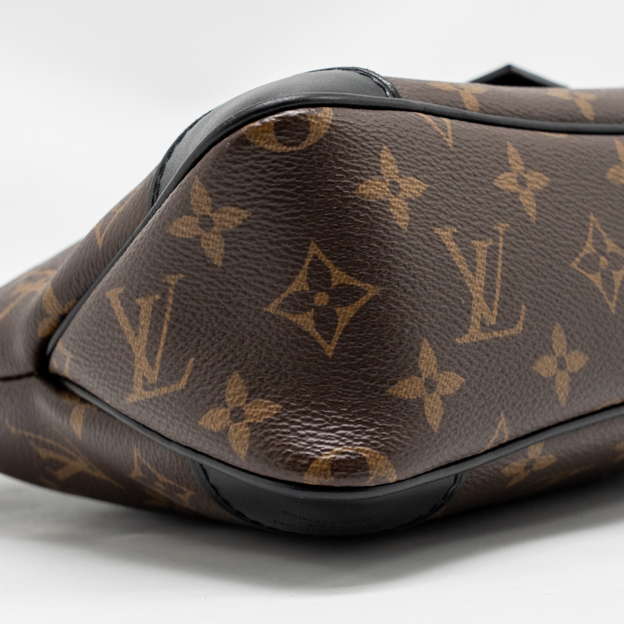 AAA Replica Louis Vuitton LV ODEON PM BAG MONOGRAM CANVAS BLACK GHW
