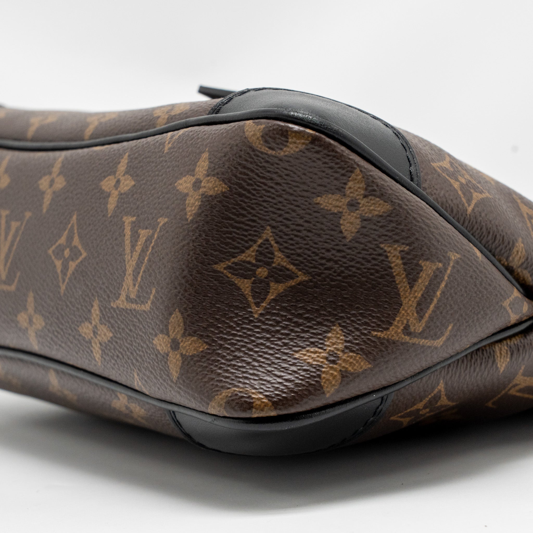 AAA Replica Louis Vuitton LV ODEON PM BAG MONOGRAM CANVAS BLACK GHW