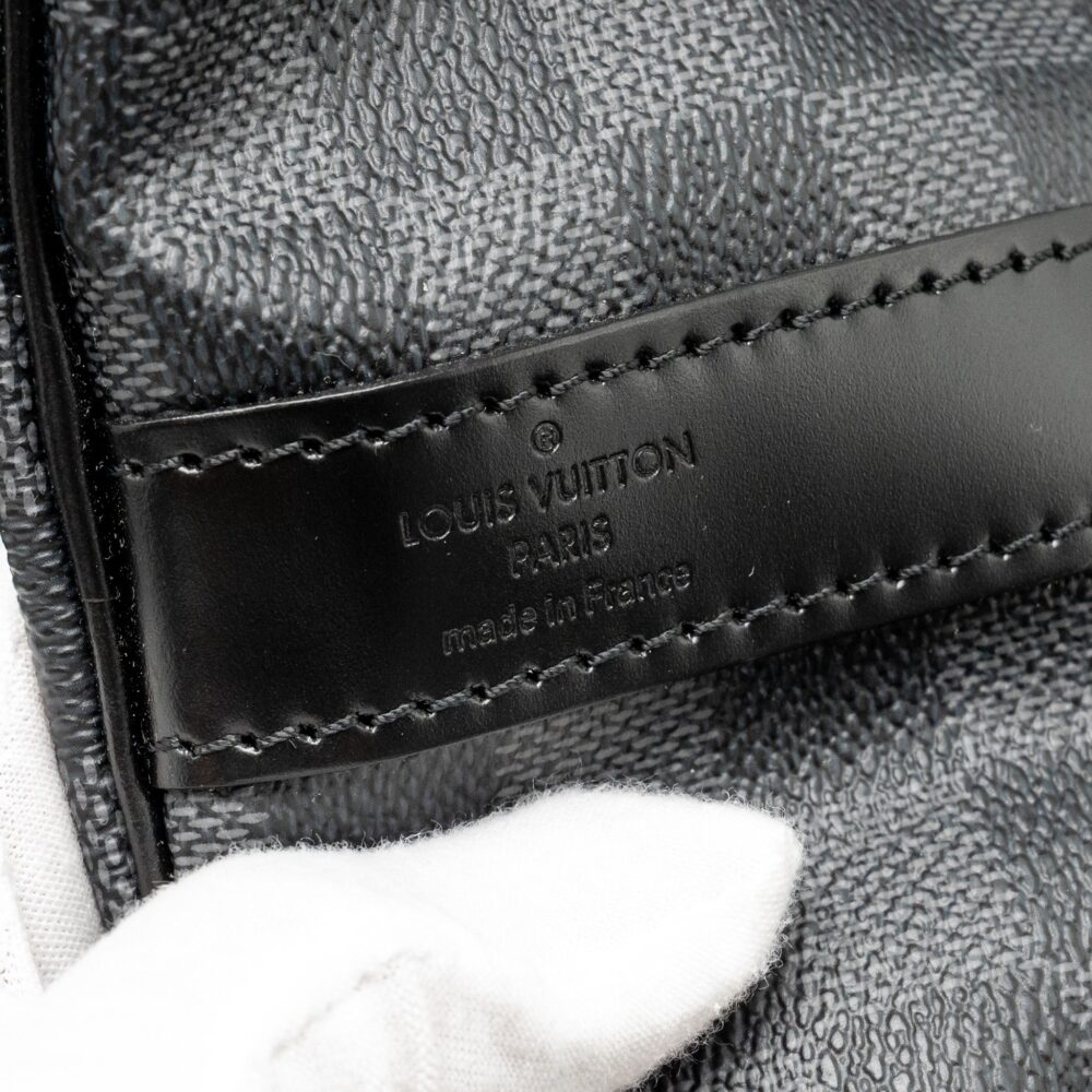 AAA Replica Louis Vuitton LV KEEPALL BANDOULIERE 45 DAMIER GRAPHITE CANVAS BLACK SHW