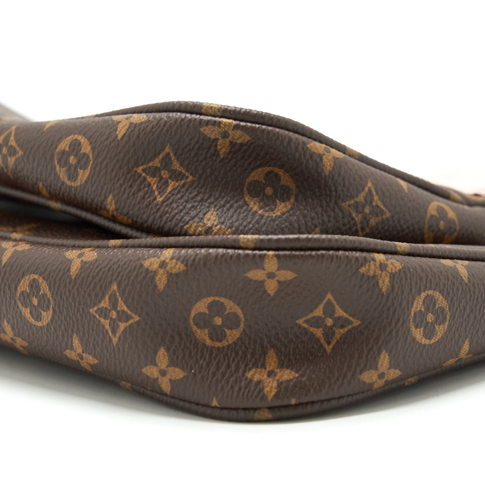 AAA Replica Louis Vuitton LV MULTI POCHETTE ACCESSORIES MONOGRAM CANVAS ROSE CLAIR GHW