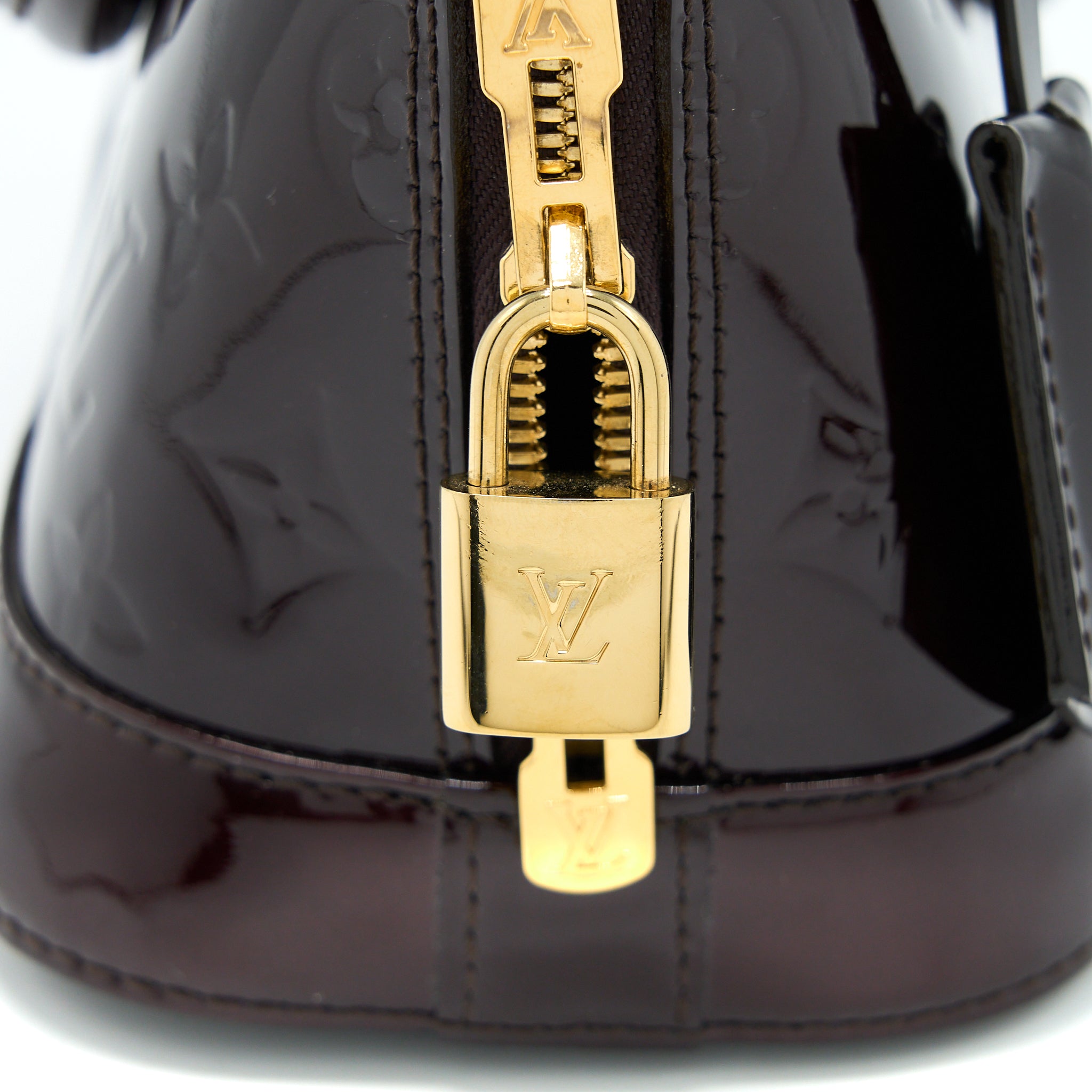 AAA Replica Louis Vuitton LV ALMA BB PATENT AMATANTE GHW
