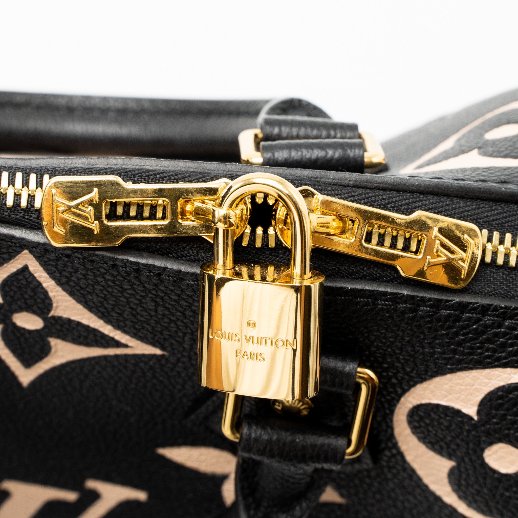 AAA Replica Louis Vuitton LV SPEEDY BANDOULIERE 25 BICOLOUR MONOGRAM EMPREINTE GHW (NEW VERSION)
