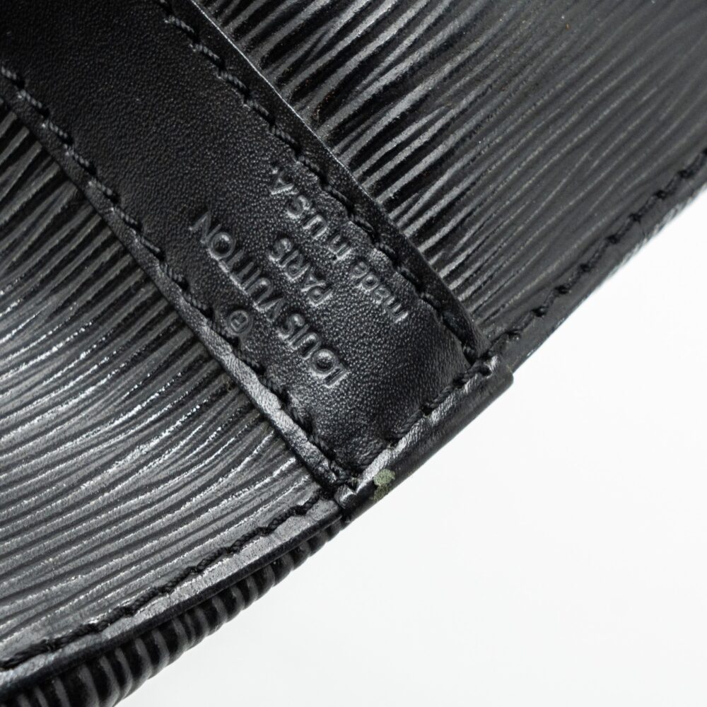 AAA Replica Louis Vuitton LV PETIT NOE EPI LEATHER BLACK GHW