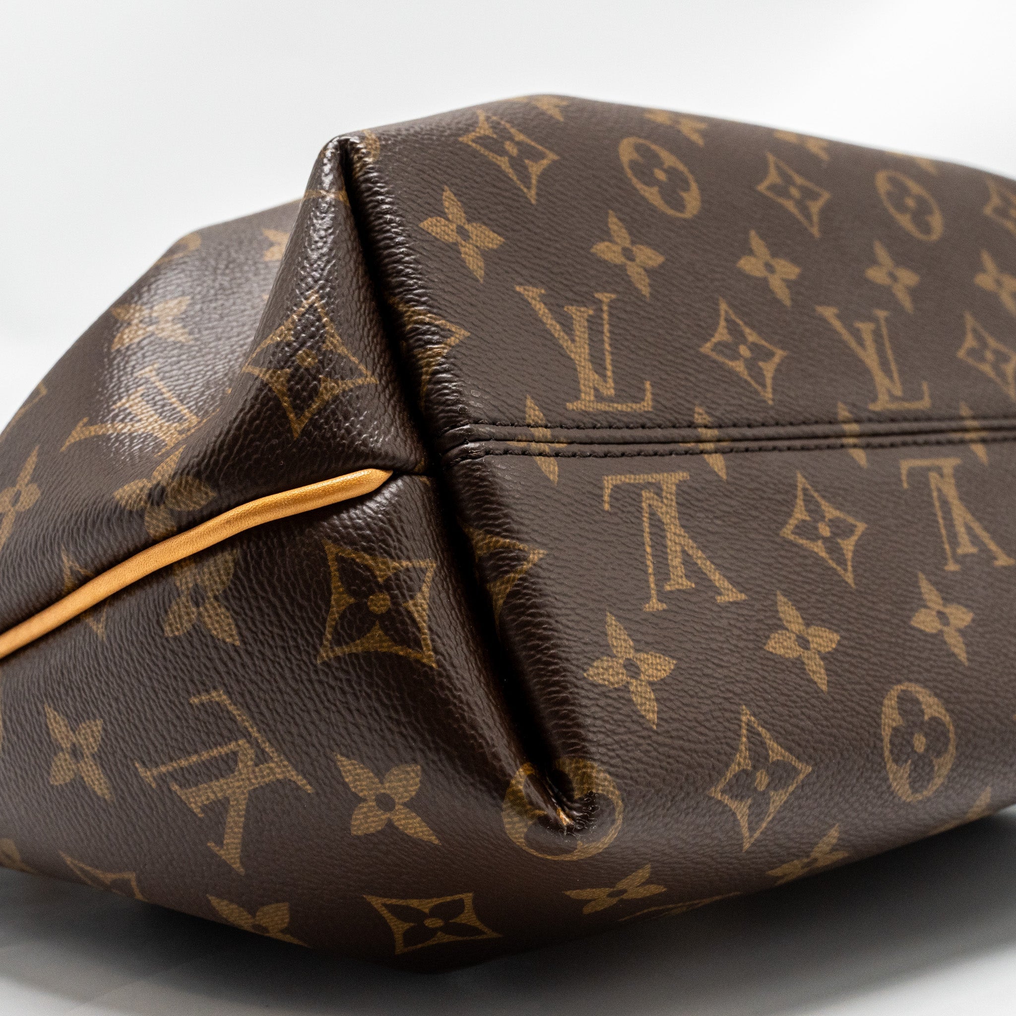 AAA Replica Louis Vuitton LV TURENNE PM BAG MONOGRAM CANVAS BROWN GHW