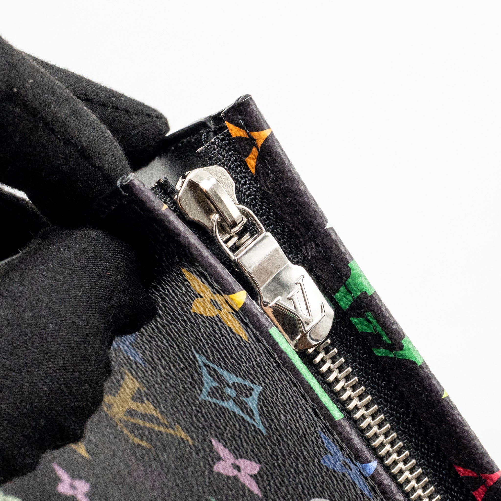 AAA Replica Louis Vuitton LV X TAKASHI MURAKAMI TOILETRY POUCH MONOGRAM CANVAS/LEATHER BLACK/MULTICOLOUR SHW