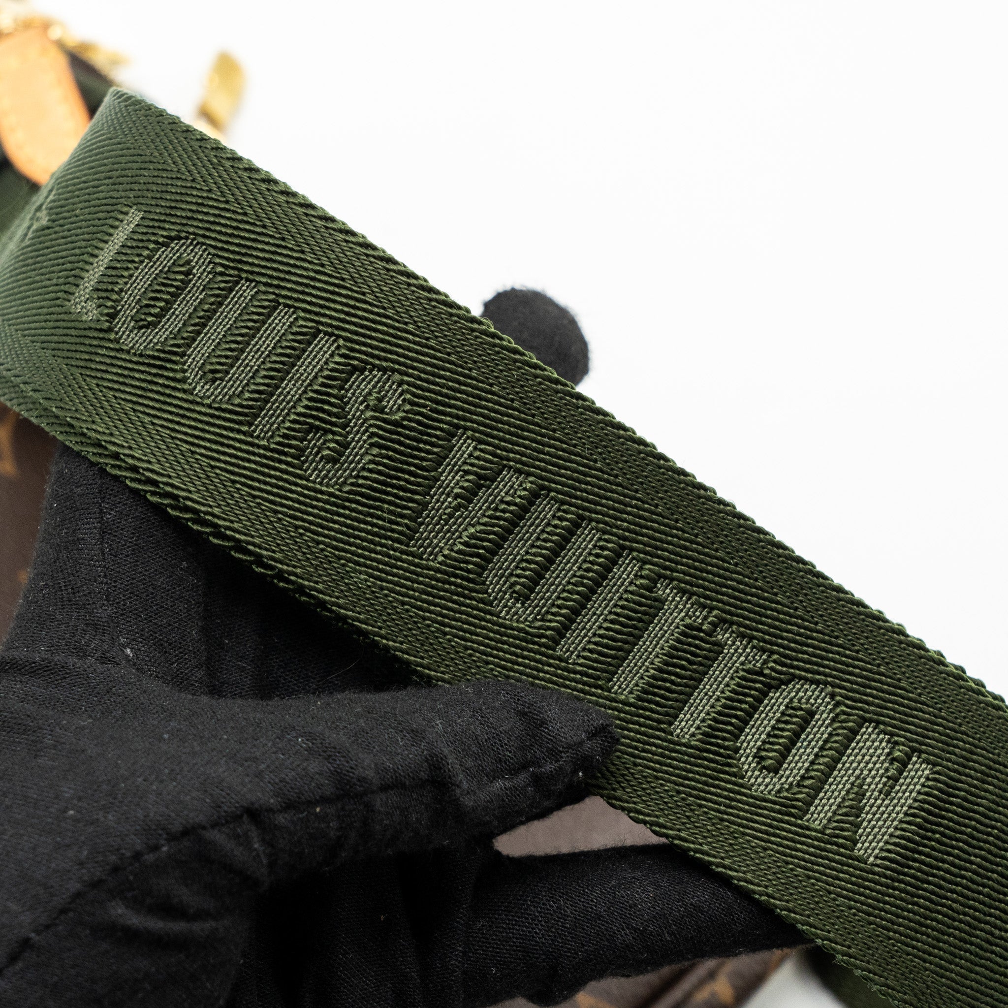 AAA Replica Louis Vuitton LV MULTI POCHETTE ACCESSORIES MONOGRAM CANVAS KHAKI GHW