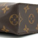 AAA Replica Louis Vuitton LV TOILETRY POCHETTE 26 MONOGRAM CANVAS GHW