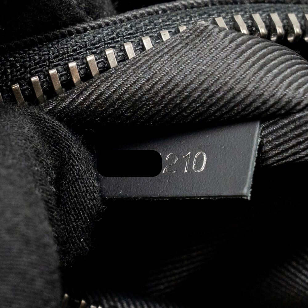 AAA Replica Louis Vuitton LV MESSENGER VOYAGER PM MONOGRAM CANVAS BLACK SHW