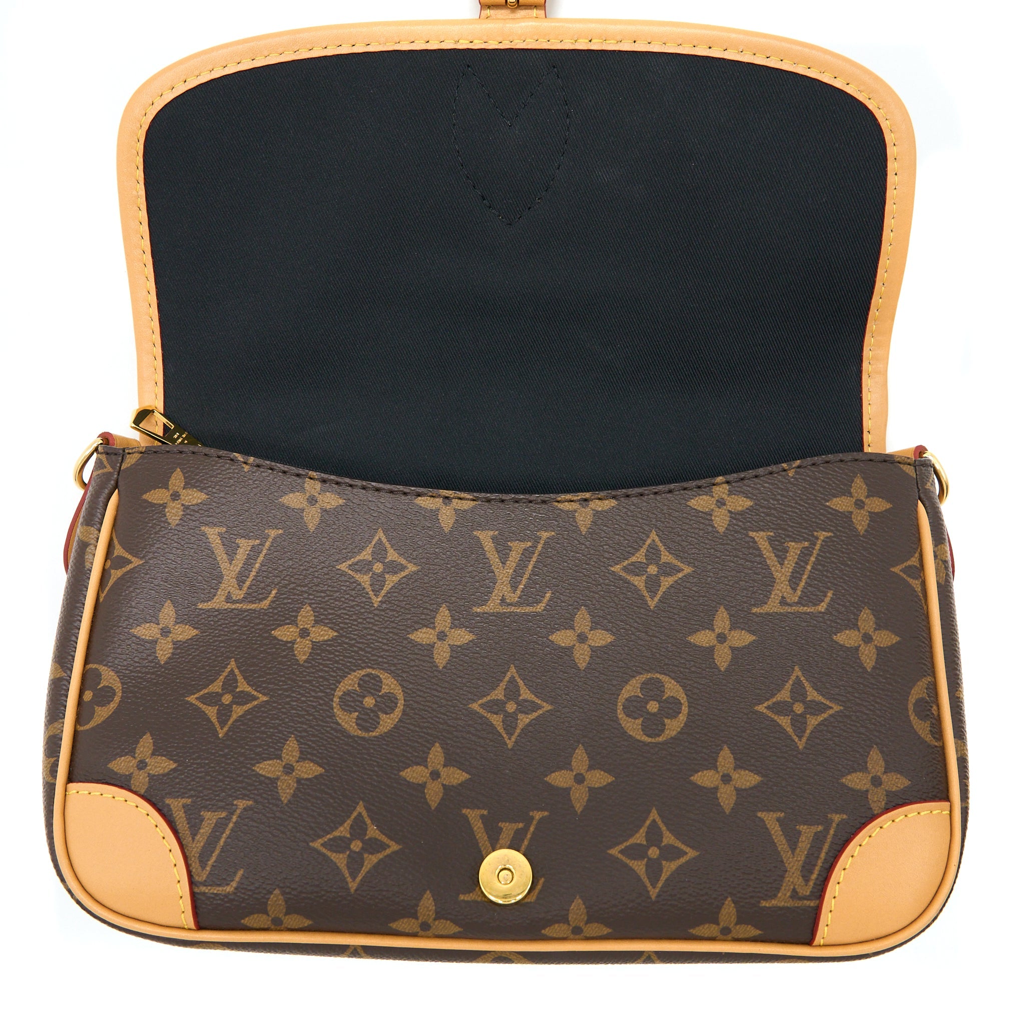 AAA Replica Louis Vuitton LV DIANE BAG MONOGRAM CANVAS WITH JACQUARD STRAP GHW (NEW VERSION)