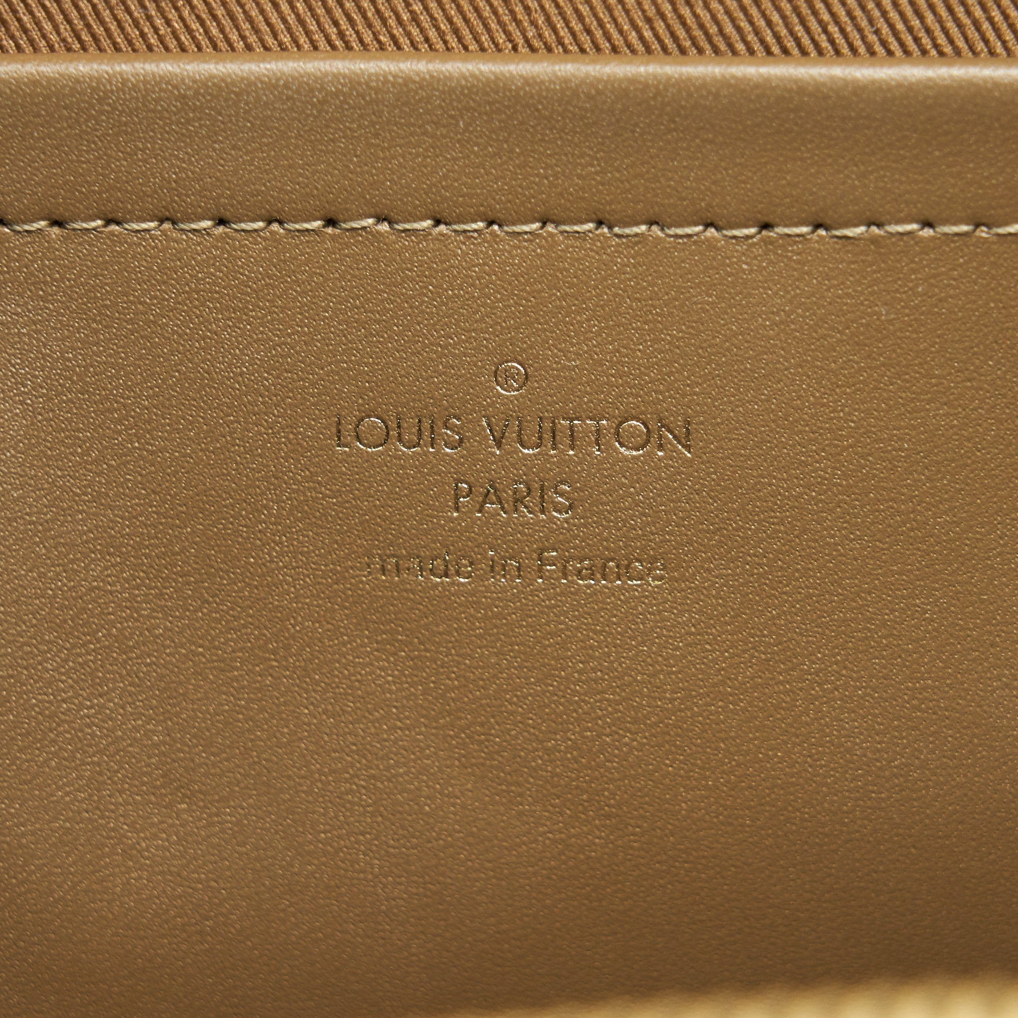 AAA Replica Louis Vuitton LV UTILITY CROSSBODY BAG MONOGRAM CANVAS