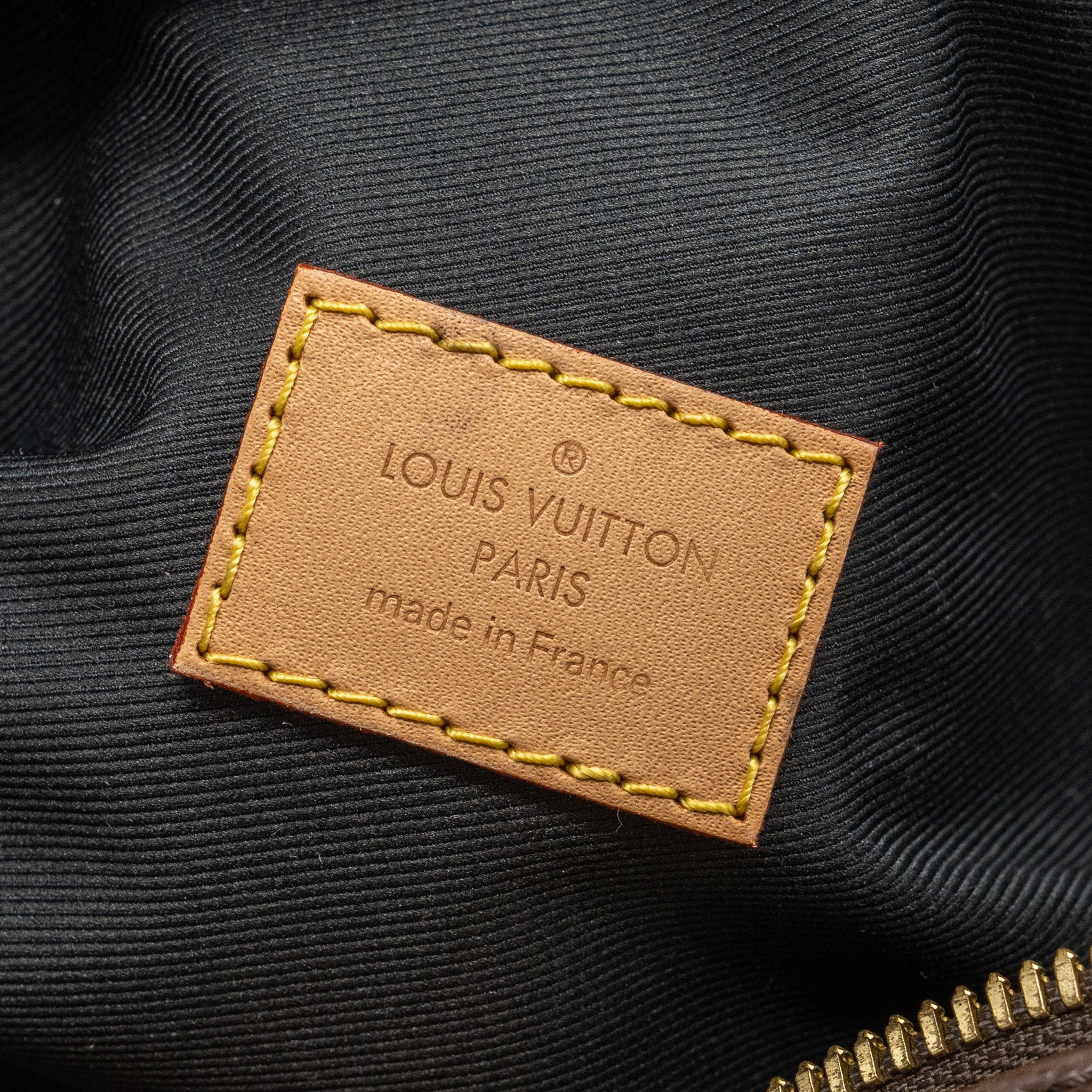 AAA Replica Louis Vuitton LV BUMBAG MONOGRAM CANVAS GHW