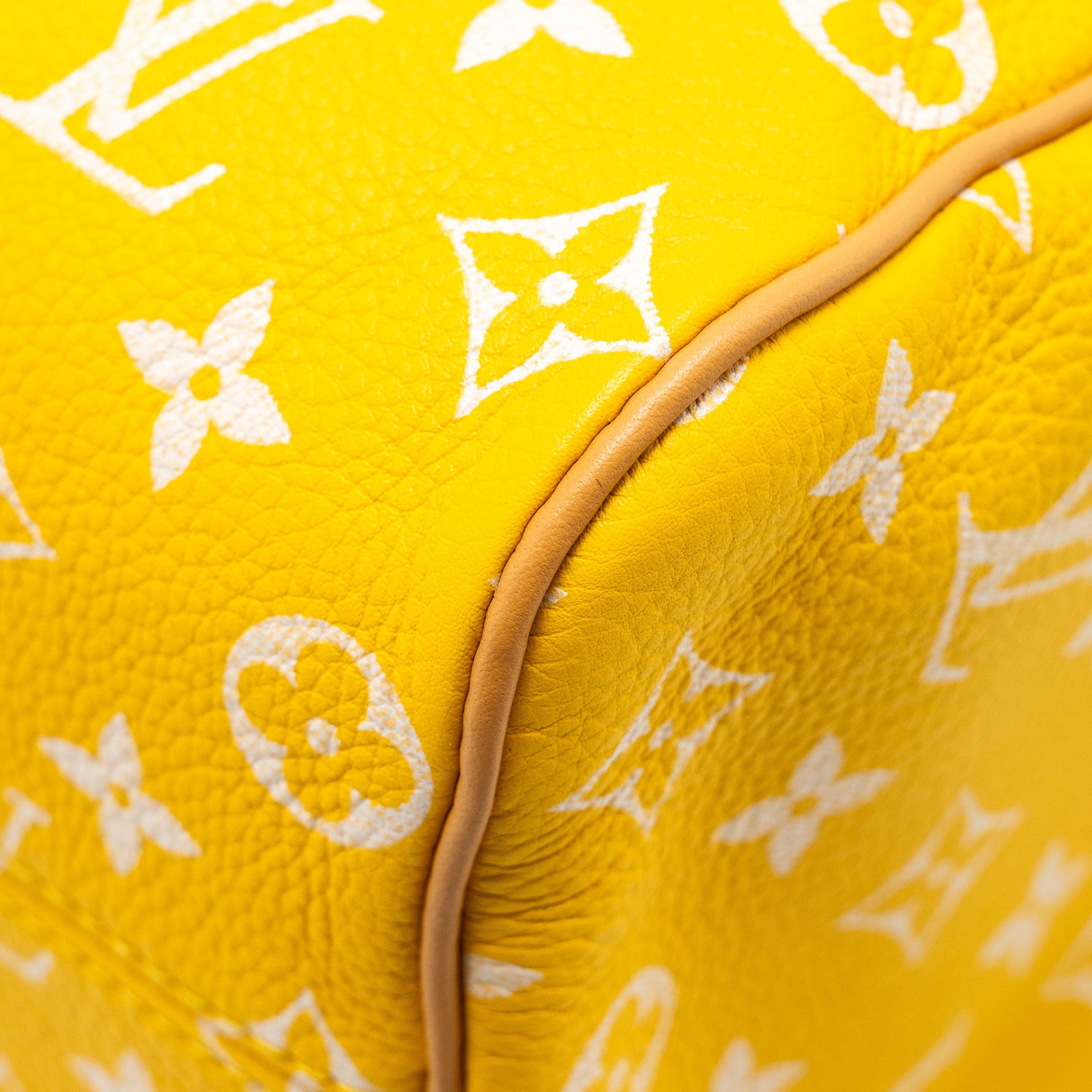 AAA Replica Louis Vuitton LV SPEEDY P9 BANDOULIÈRE 25 MONOGRAM SOFT CALFSKIN JAUNE MAT GHW