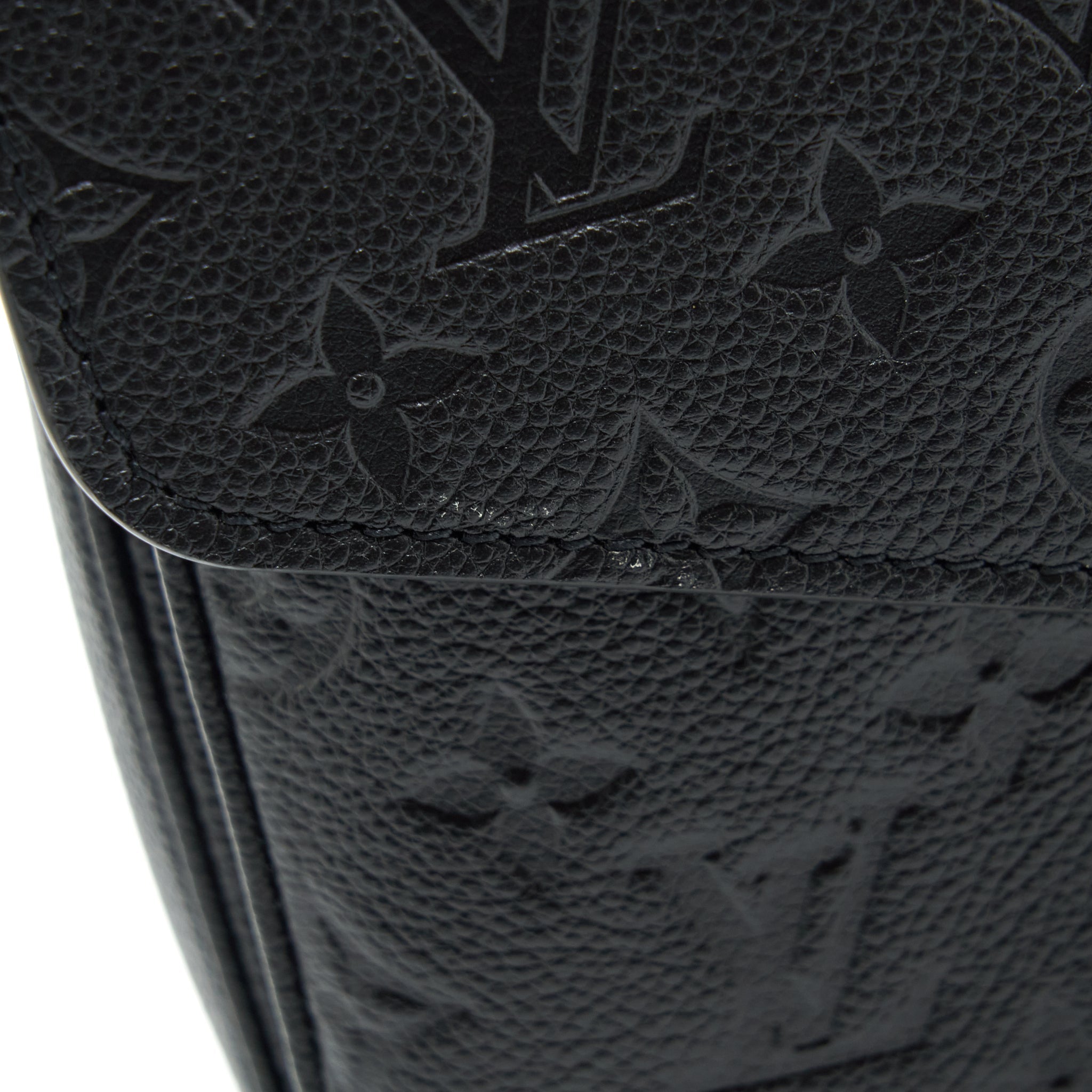 AAA Replica Louis Vuitton LV POCHETTE MÉTIS MONOGRAM EMPREINTE BLACK GHW