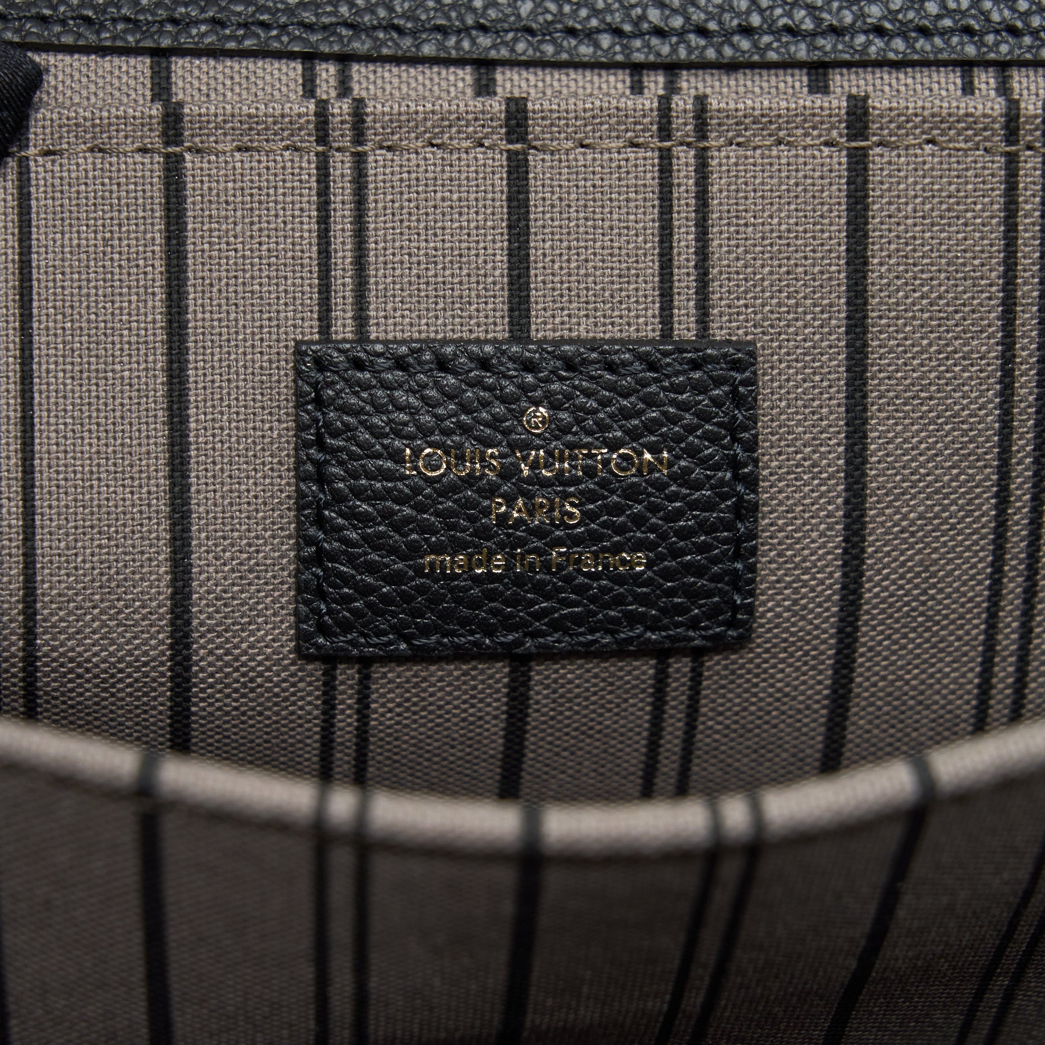 AAA Replica Louis Vuitton LV POCHETTE MÉTIS MONOGRAM EMPREINTE BLACK GHW