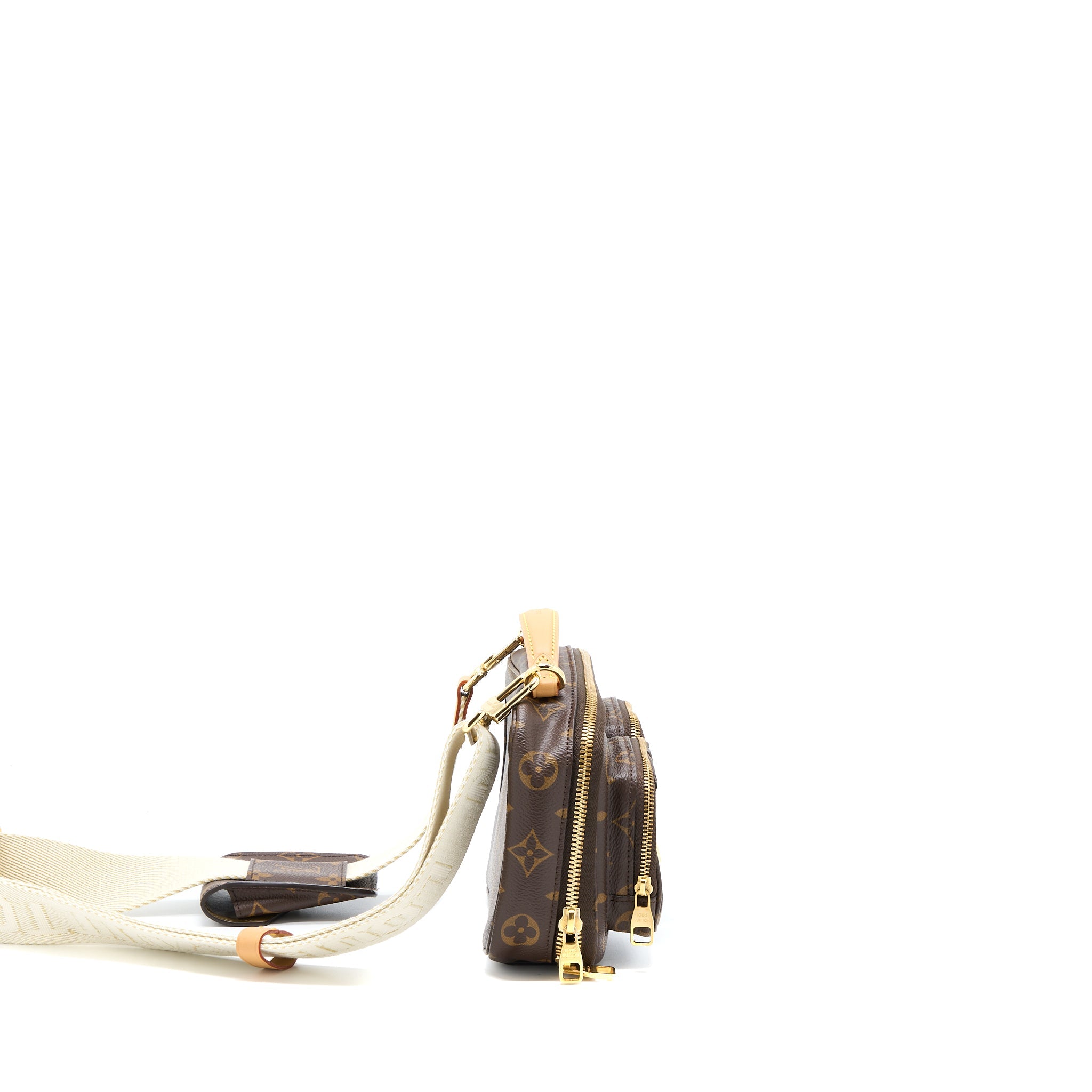 AAA Replica Louis Vuitton LV UTILITY CROSSBODY BAG MONOGRAM CANVAS GHW