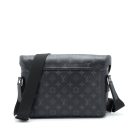 AAA Replica Louis Vuitton LV ECLIPSE VOYAGER MESSENGER BAG MONOGRAM CANVAS BLACK YEAR 2020