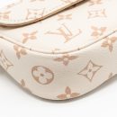AAA Replica Louis Vuitton LV IVY WALLET ON CHAIN MONOGRAM DUNE CANVAS BEIGE/CREAM GHW