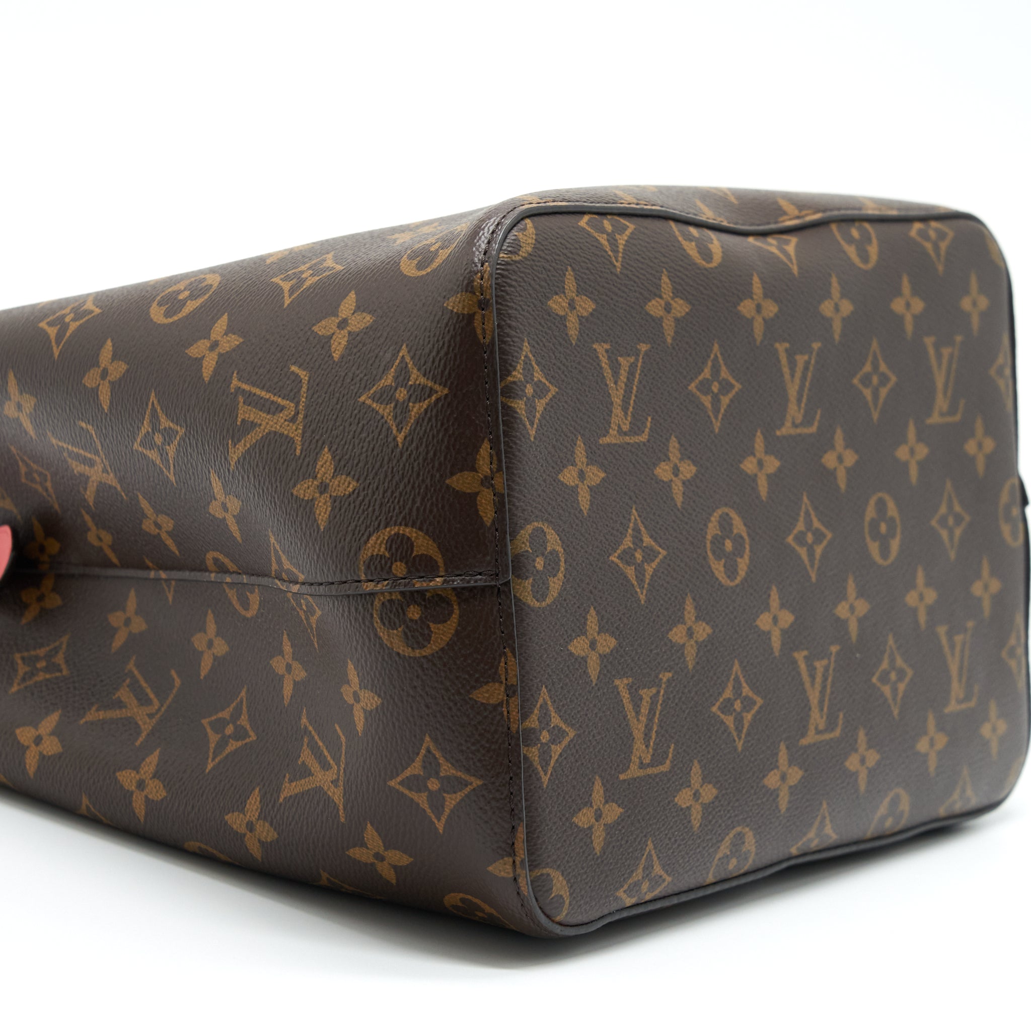 AAA Replica Louis Vuitton LV NEONOE MONOGRAM CANVAS GHW