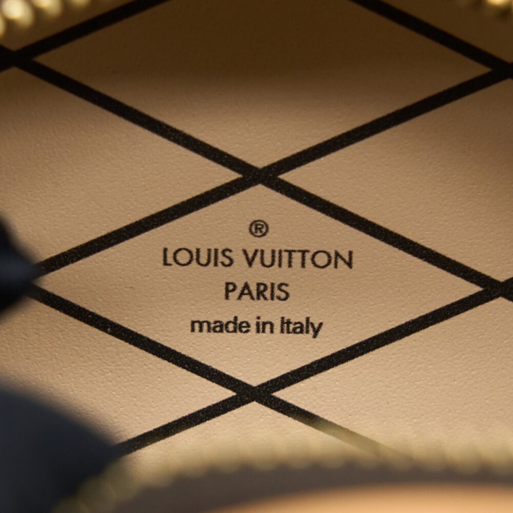 AAA Replica Louis Vuitton LV BOITE CHAPEAU NECKLACE/MINI CHAIN BAG MONOGRAM CANVAS GHW