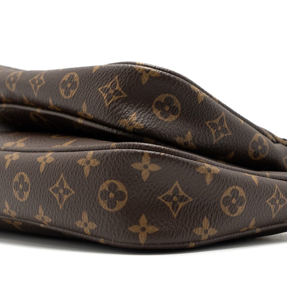 AAA Replica Louis Vuitton LV MULTI POCHETTE MONOGRAM CANVAS KHAKI STRAP GHW