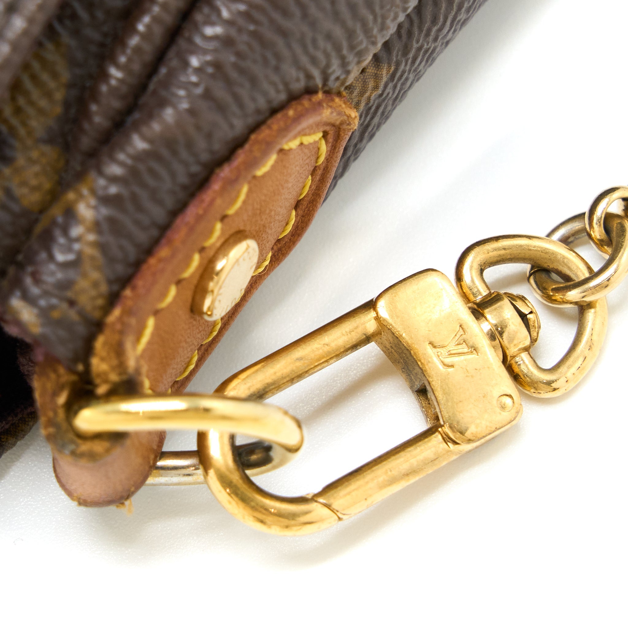 AAA Replica Louis Vuitton LV FAVOURITE PM MONOGRAM CANVAS GHW