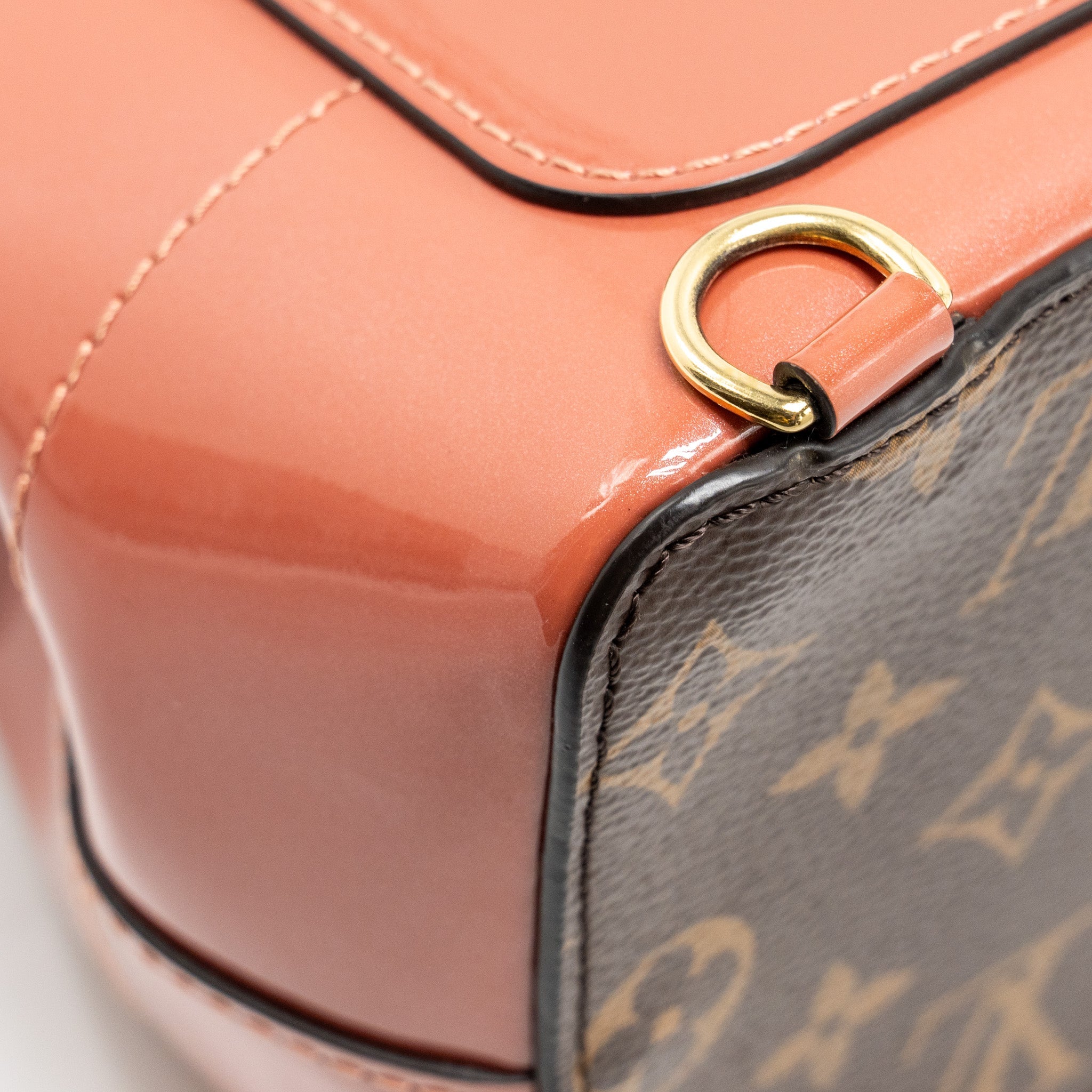 AAA Replica Louis Vuitton LV HOT SPRINGS BACKPACK PATENT / MONOGRAM CANVAS PINK GHW