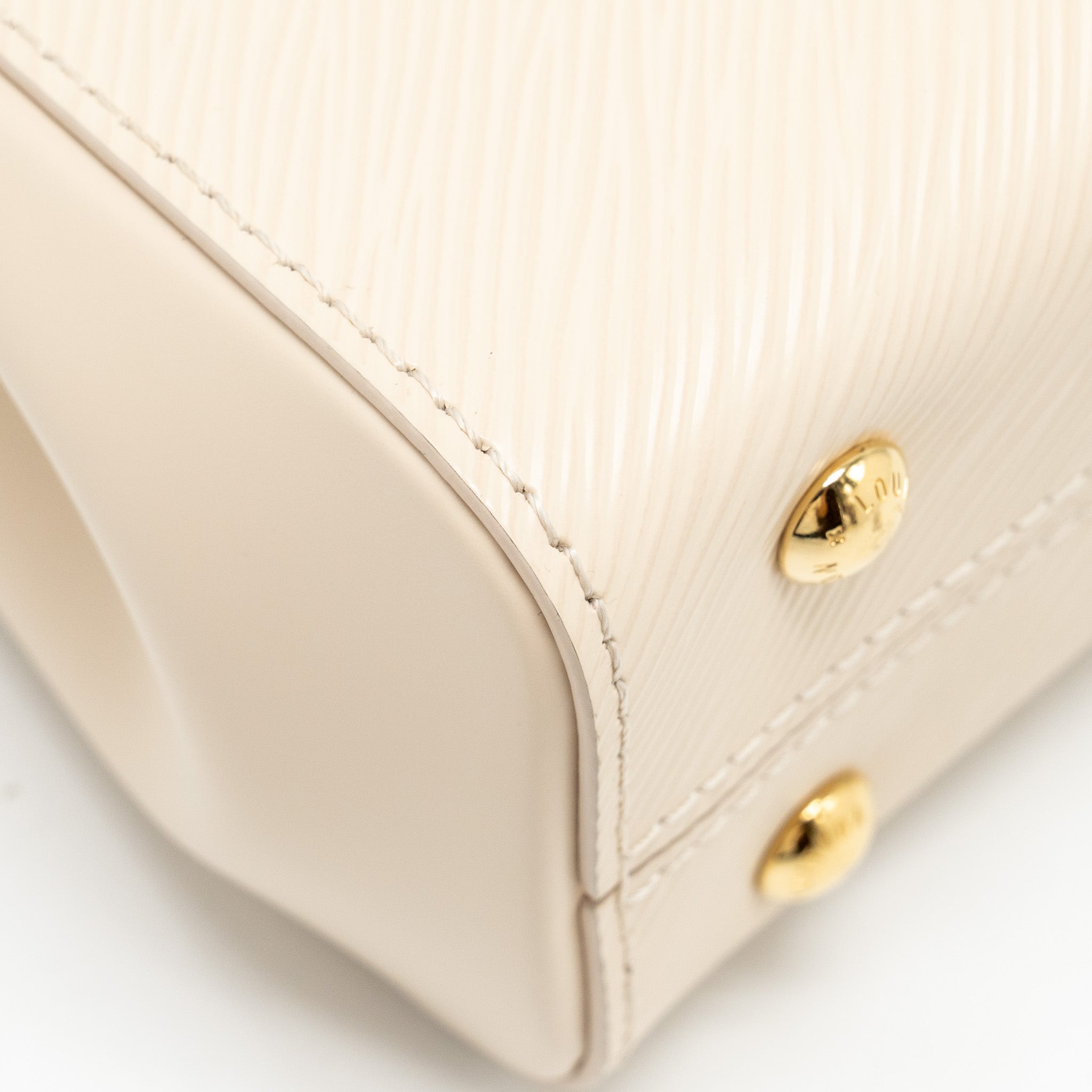 AAA Replica Louis Vuitton LV CLUNNY MINI EPI CREAM WHITE/MULTICOLOUR STRAP SHW