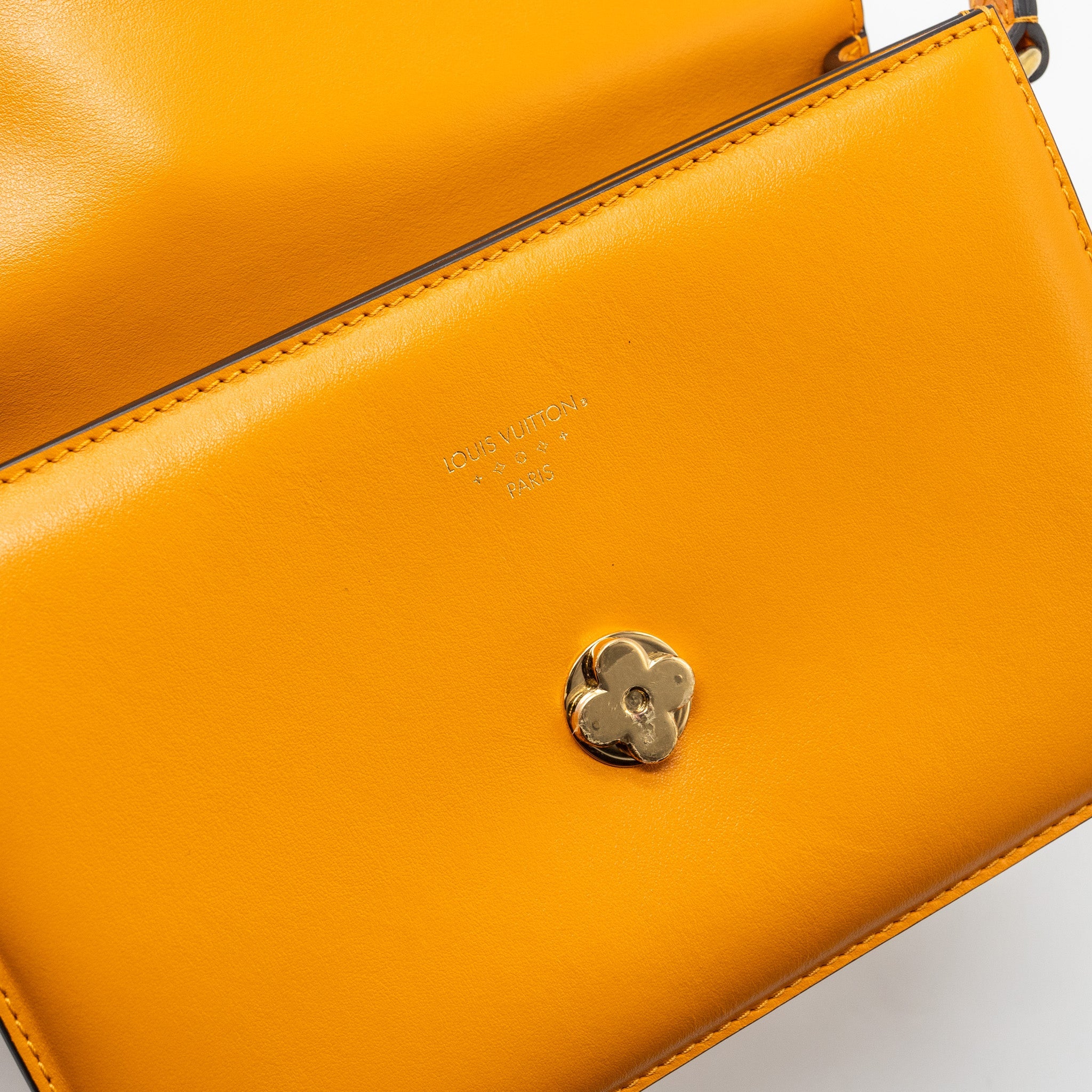 AAA Replica Louis Vuitton LV LV PONT 9 CALFSKIN SUMMER GOLD GHW