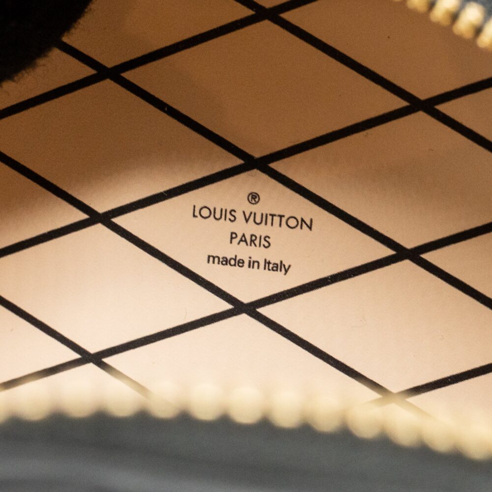 AAA Replica Louis Vuitton LV MINI BOITE CHAPEAU MONOGRAM REVERSE CANVAS GHW
