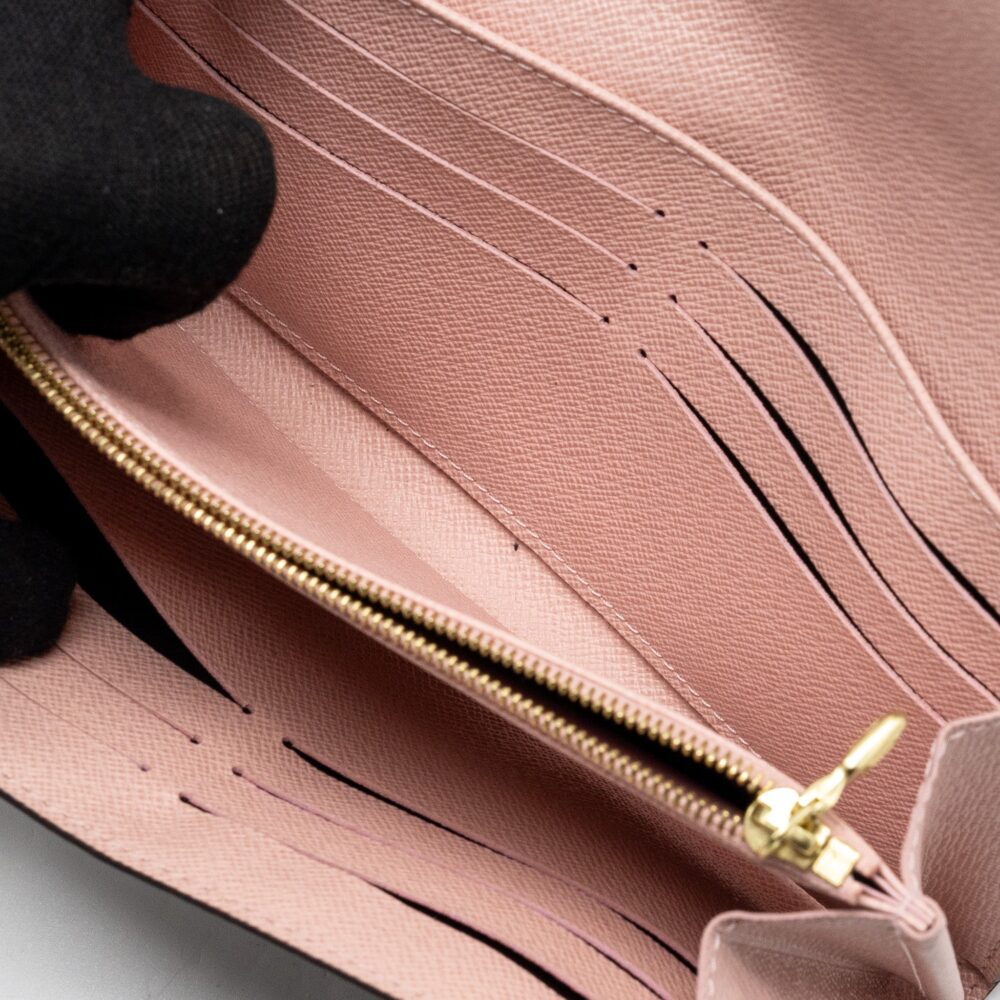 AAA Replica Louis Vuitton LV SARAH WALLET DAMIER EBENE / ROSE BALLERINE