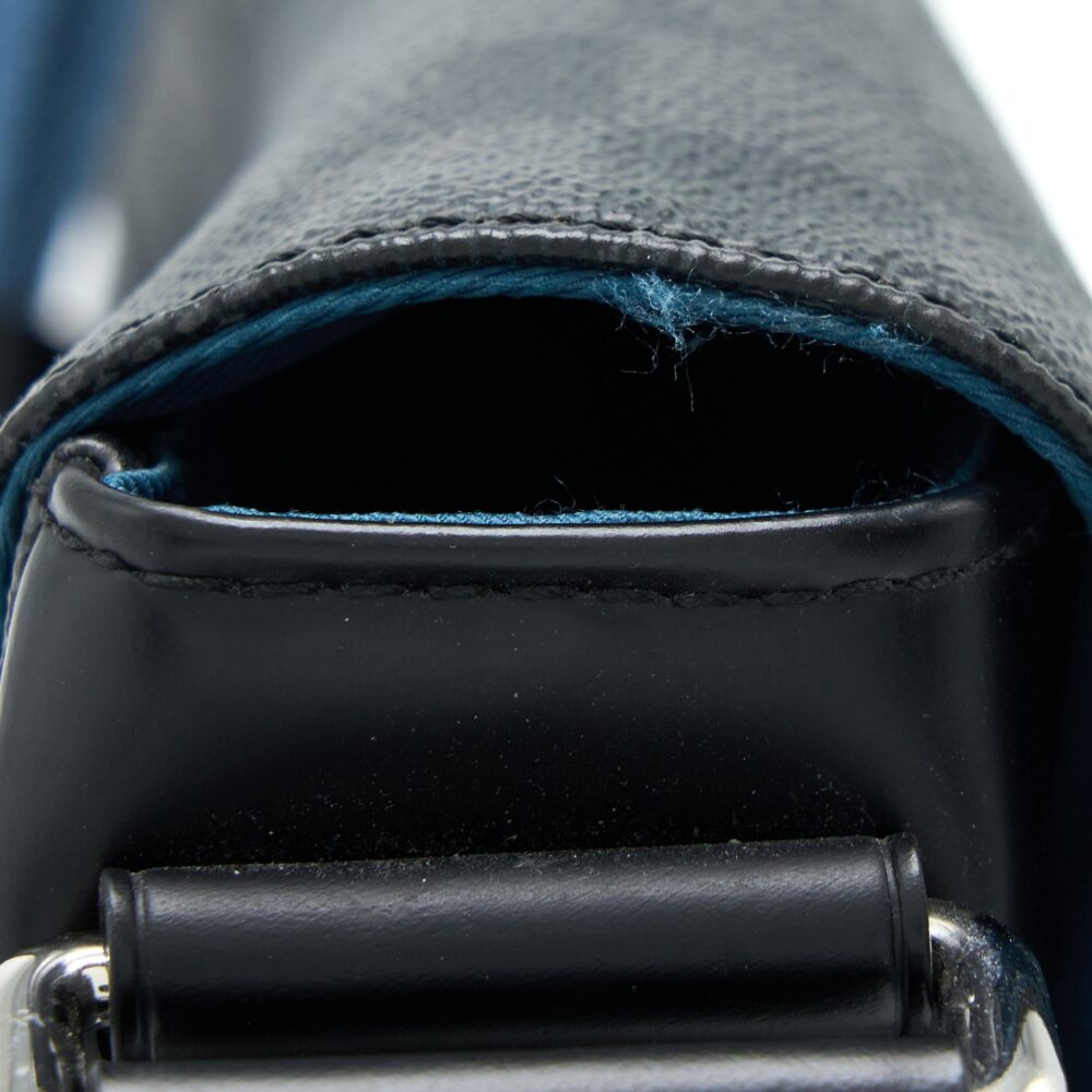 AAA Replica Louis Vuitton LV MESSENGER BAG DAMIER GRAPHITE SHW