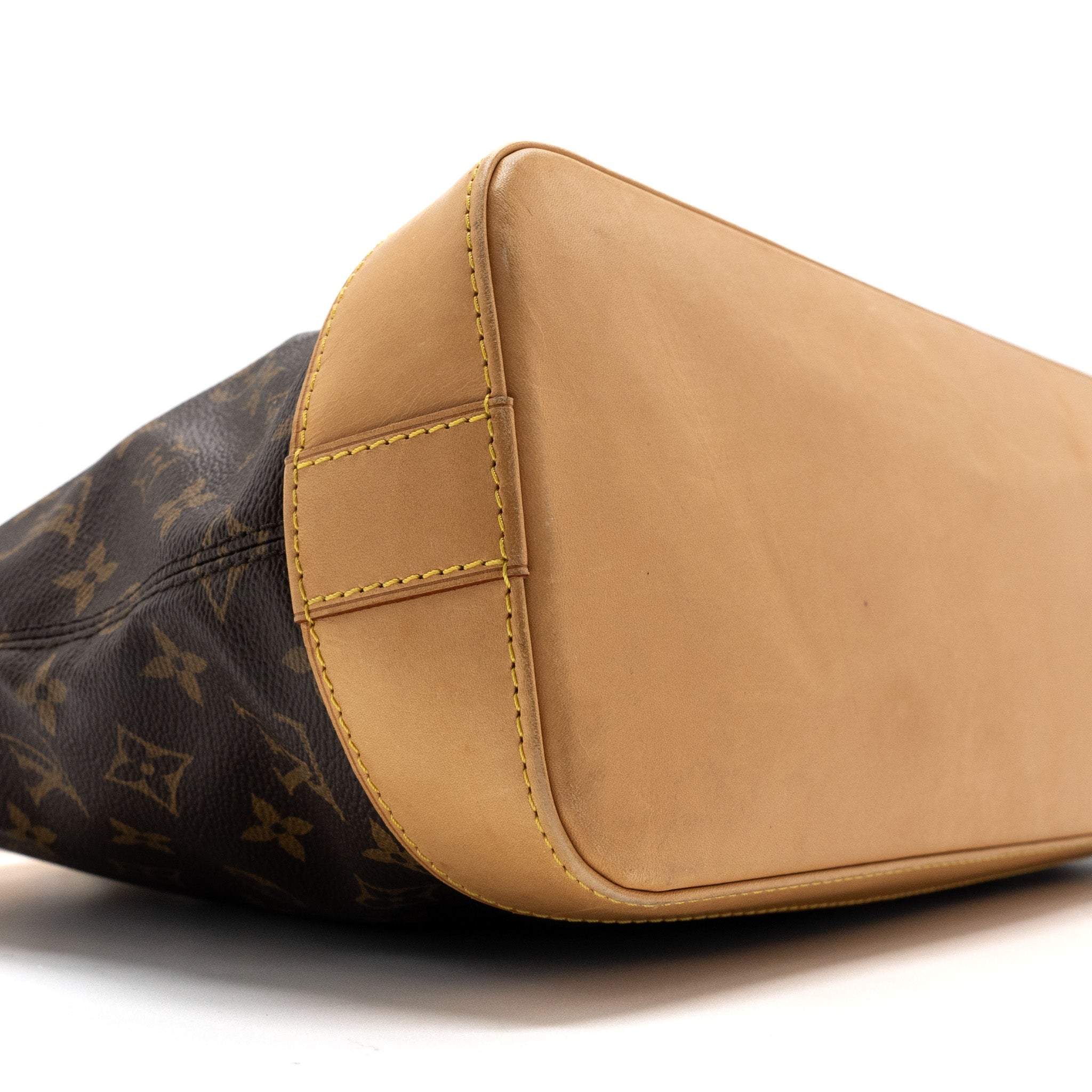 AAA Replica Louis Vuitton LV ZIPPER TOTE BAG MONOGRAM CANVAS GHW