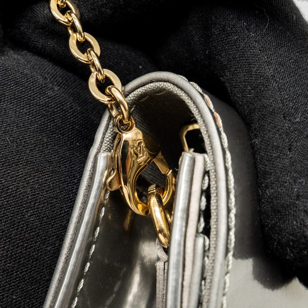 AAA Replica Louis Vuitton LV LOUISE PM PATENT SILVER GHW