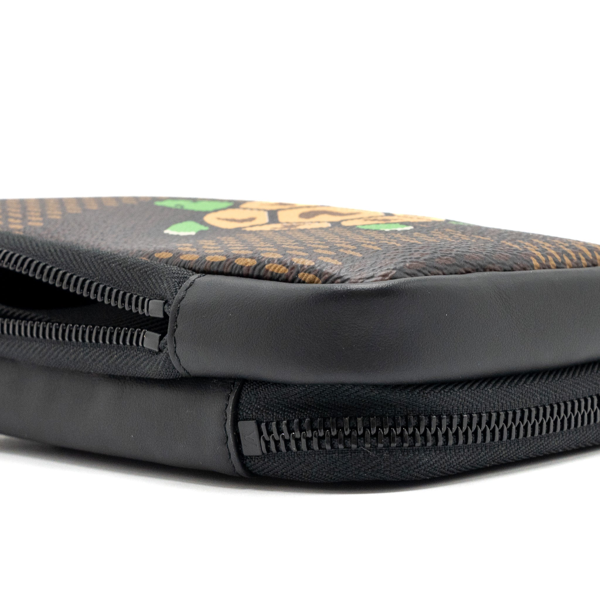 AAA Replica Louis Vuitton LV NIGO DOUBLE PHONE POUCH LIMITED EDITION BLACK HARDWARE
